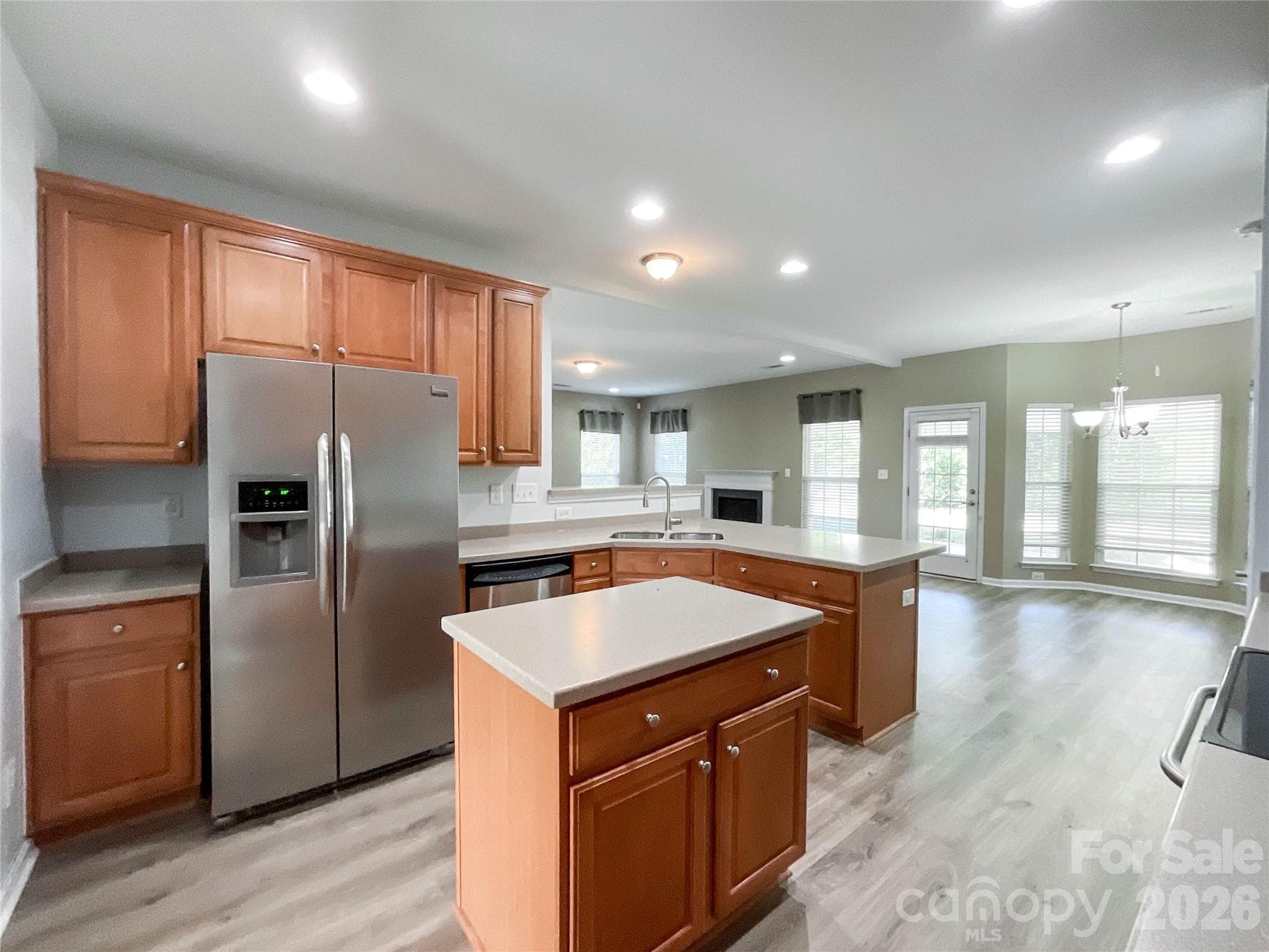 Single Family Residence at 1112 Tranquil Falls Lane, Matthews, photo 9 of 45