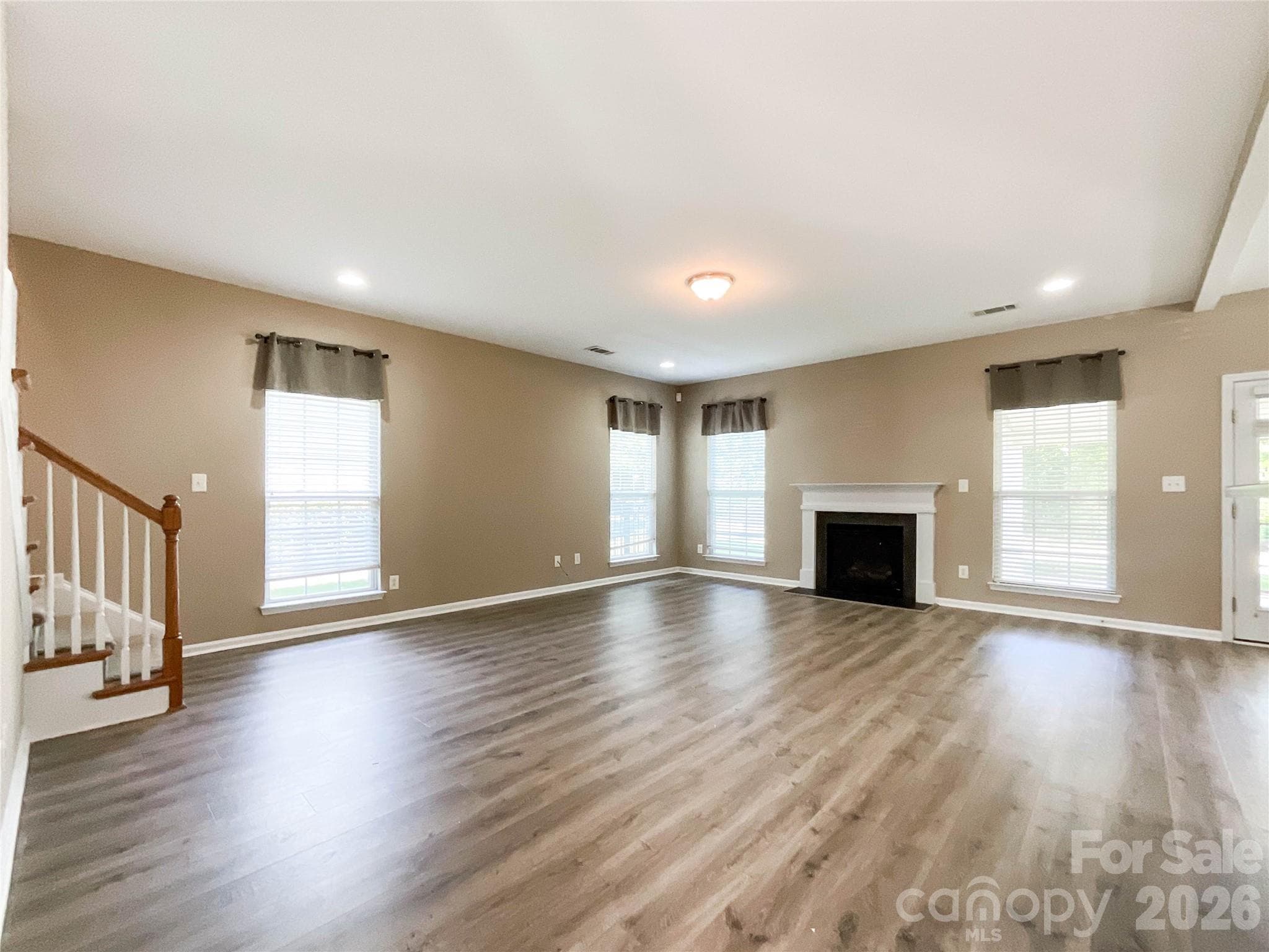Single Family Residence at 1112 Tranquil Falls Lane, Matthews, photo 15 of 45