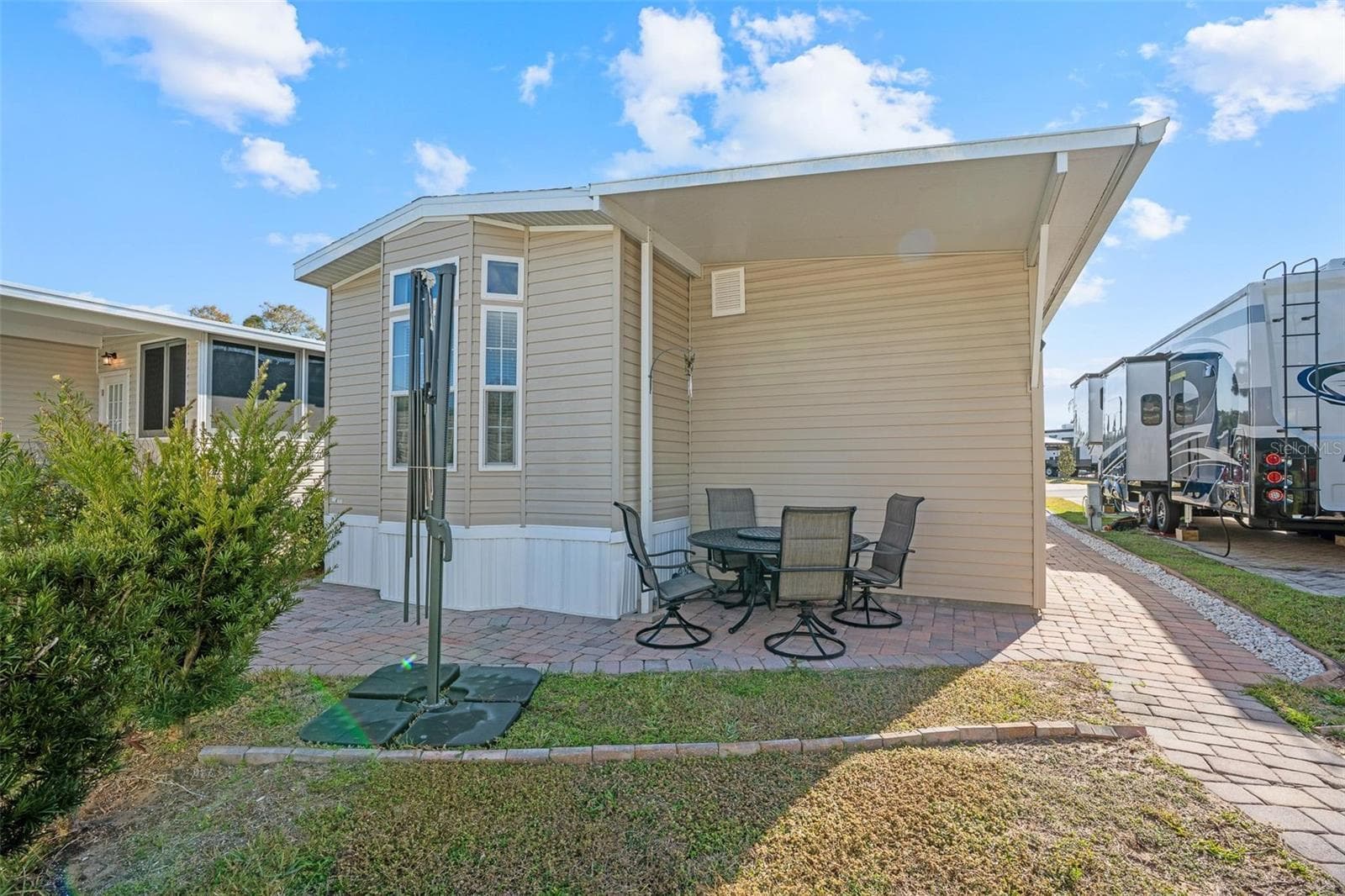 Manufactured Home at 2411 CITRUS TREE RD, CLERMONT, photo 24 of 47