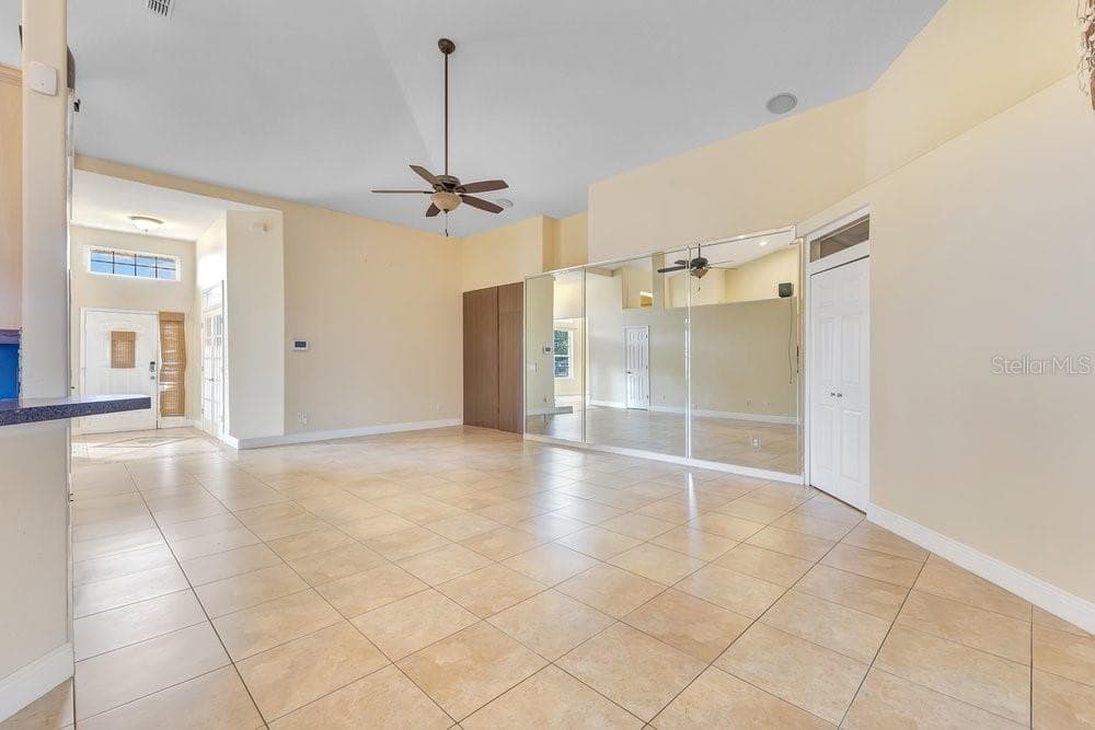 Single Family Residence at 407 THUNDER GULCH CT, ORLANDO, photo 6 of 38