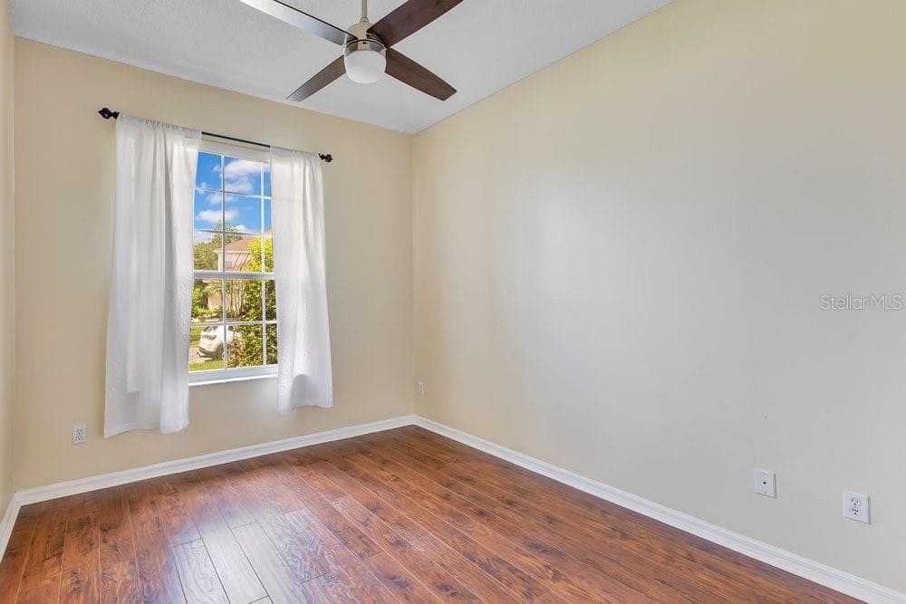 Single Family Residence at 407 THUNDER GULCH CT, ORLANDO, photo 13 of 38