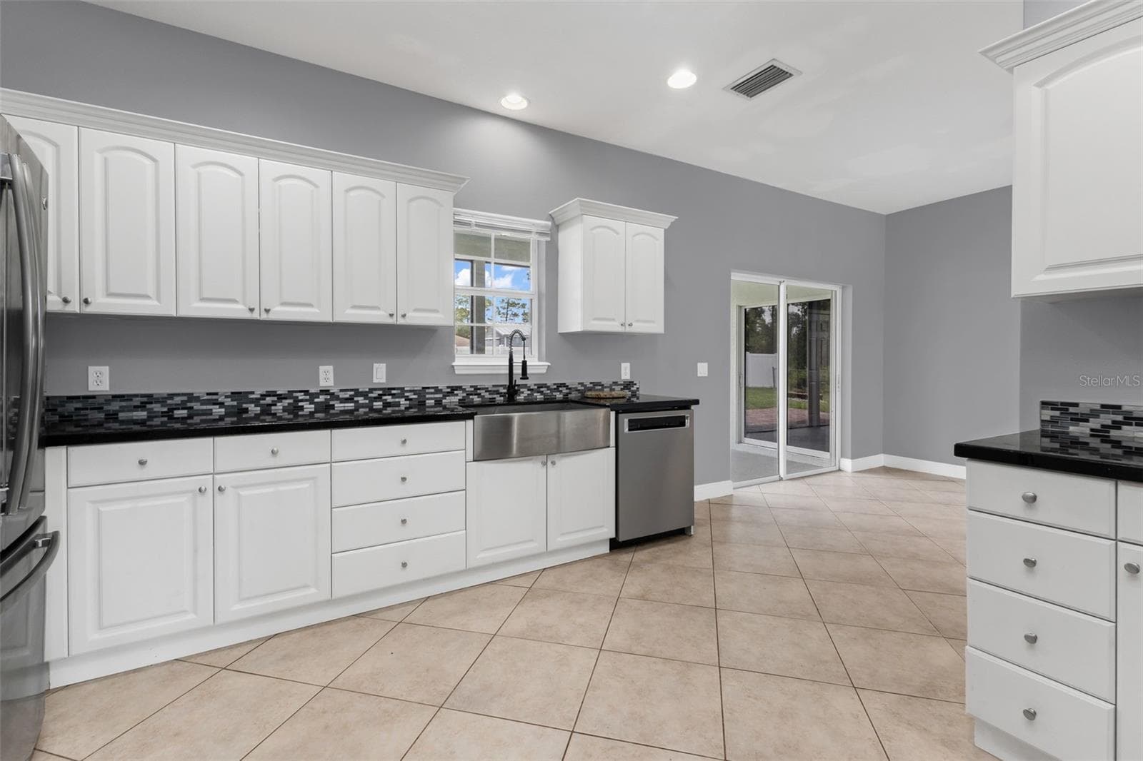 Kitchen - 2739 ATWATER DR, NORTH PORT