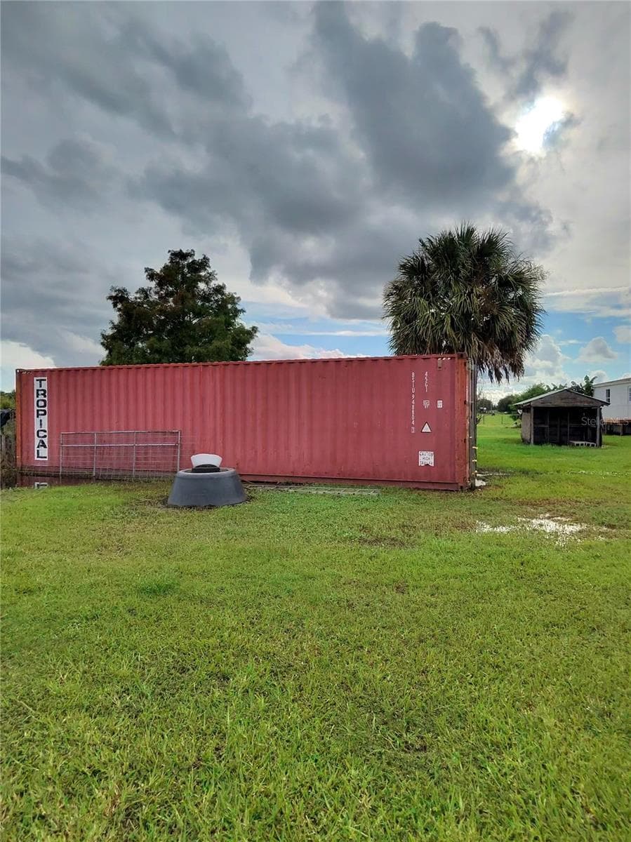 shipping container and deep well - 8235 STATE ROAD 64 W, ONA