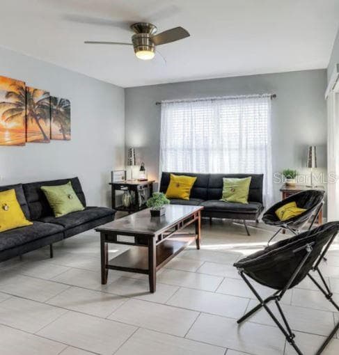 Single Family Residence at 2704 CLUB CORTILE CIR, KISSIMMEE, photo 9 of 33