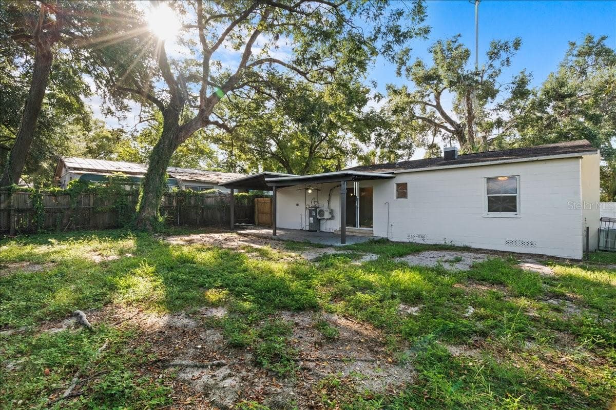 Single Family Residence at 704 E WILMA ST, TAMPA, photo 21 of 29