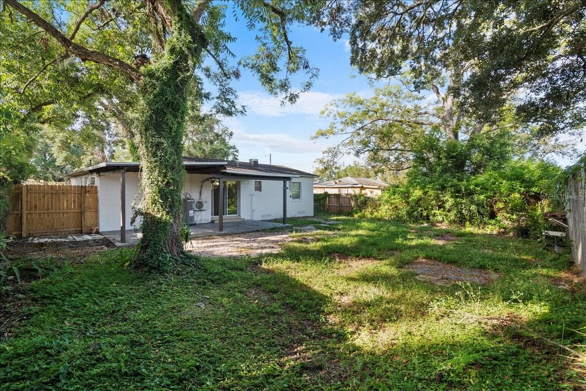 Single Family Residence at 704 E WILMA ST, TAMPA, photo 22 of 29