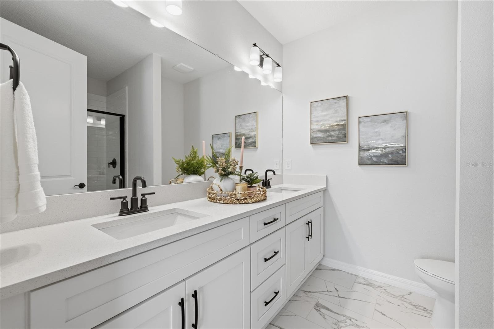 Primary bathroom - model home - 5815 ANGELA LEYLA PL, RIVERVIEW