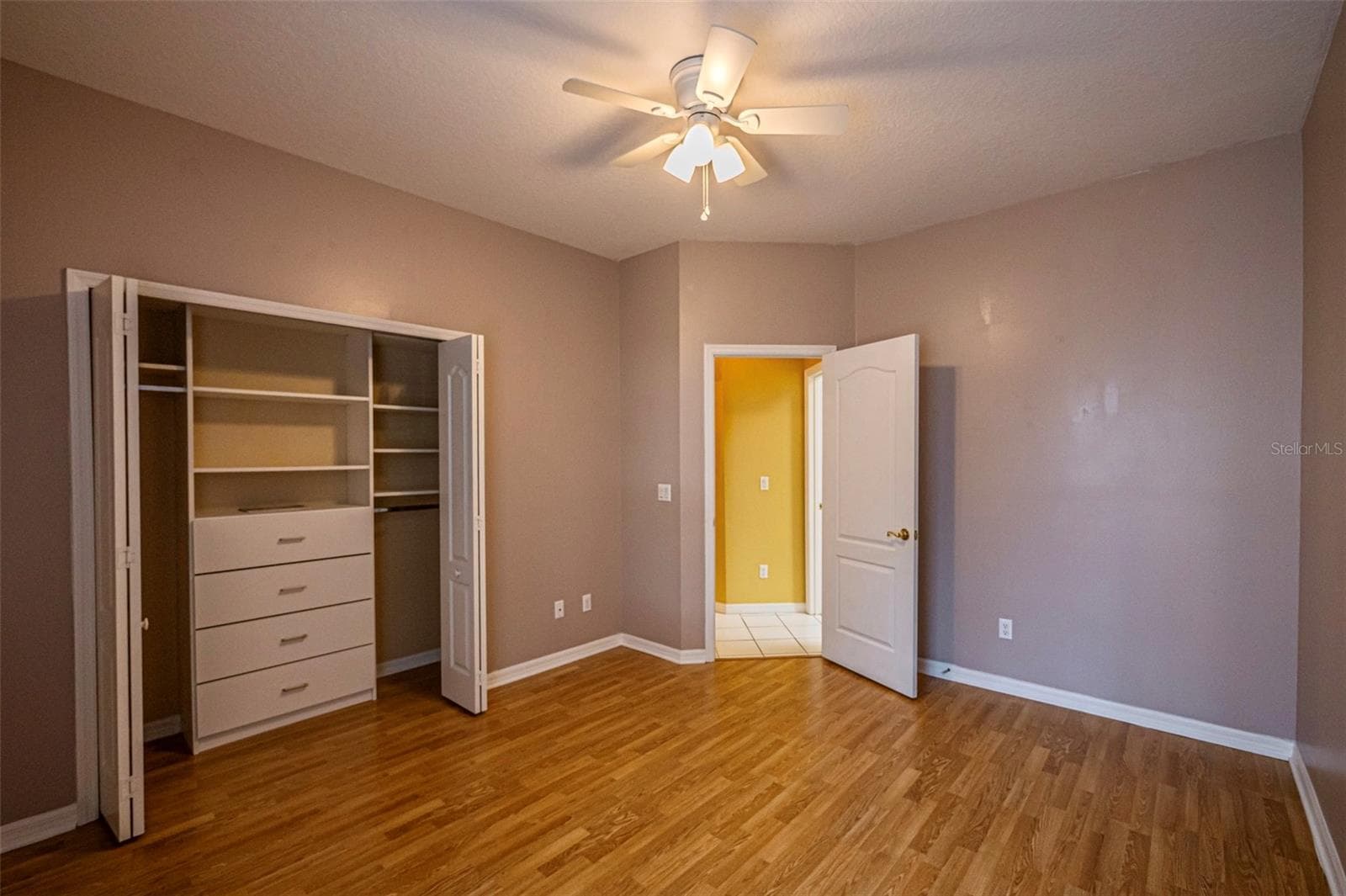 Single Family Residence at 7004 PINE HOLLOW DR, MOUNT DORA, photo 37 of 77