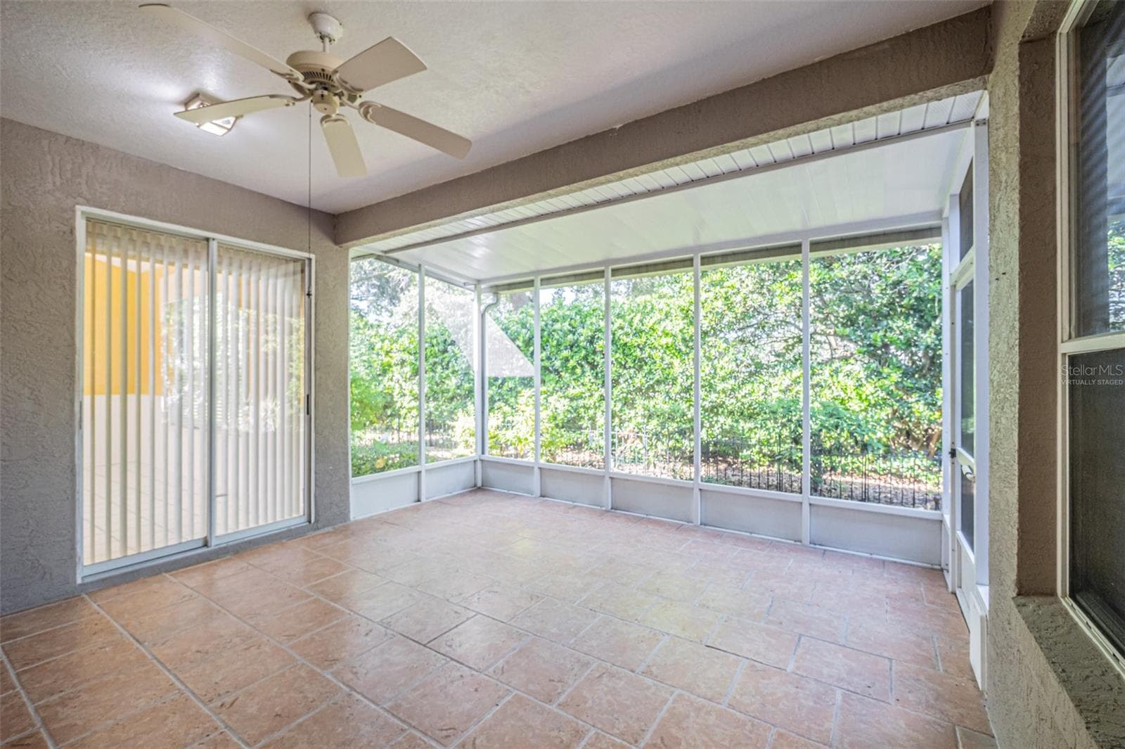 Virtually staged - 7004 PINE HOLLOW DR, MOUNT DORA