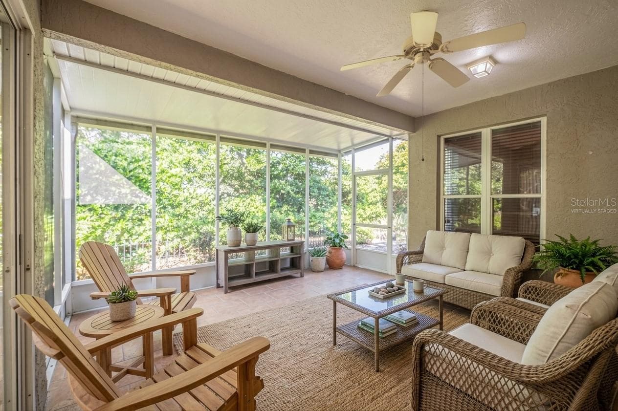 Virtually staged - 7004 PINE HOLLOW DR, MOUNT DORA
