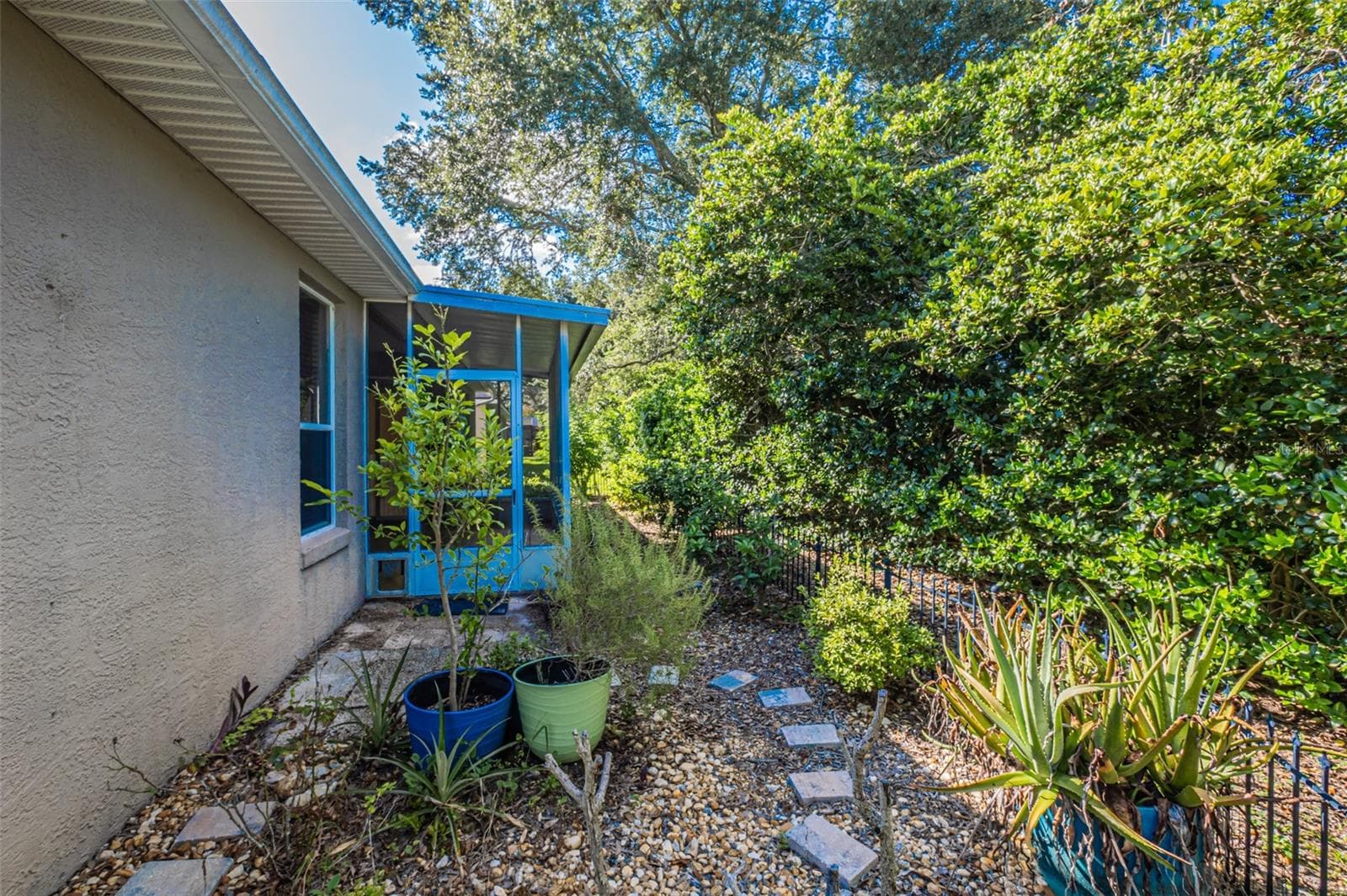 Single Family Residence at 7004 PINE HOLLOW DR, MOUNT DORA, photo 67 of 77