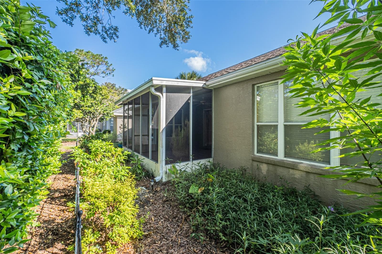 Single Family Residence at 7004 PINE HOLLOW DR, MOUNT DORA, photo 69 of 77