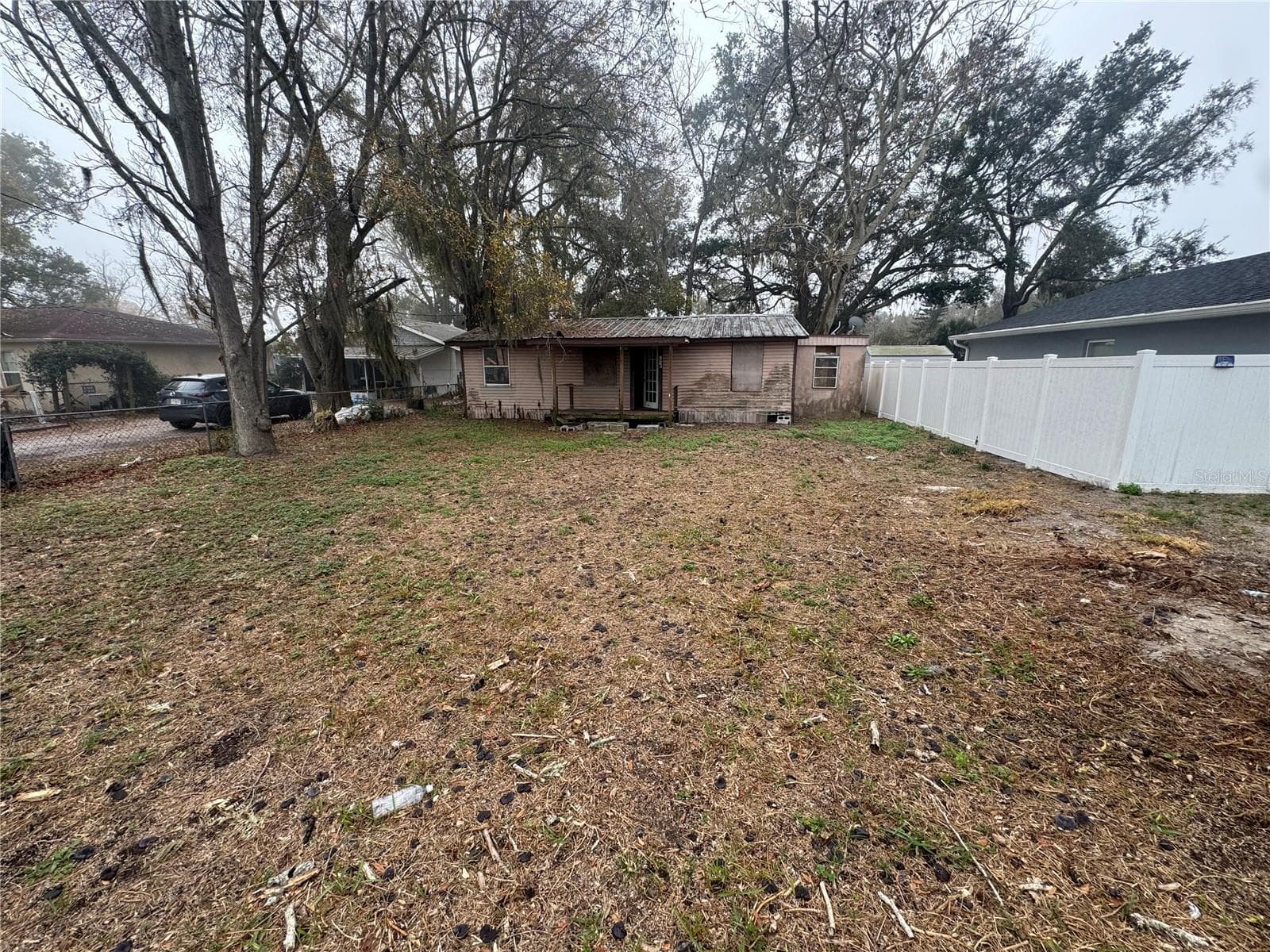 2931 ELLIS AVE