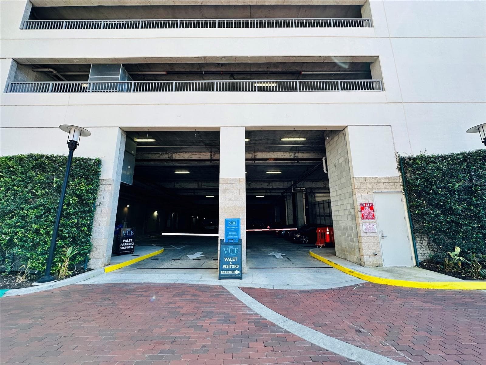 Condominium at 150 E ROBINSON ST #1909, ORLANDO, photo 21 of 69