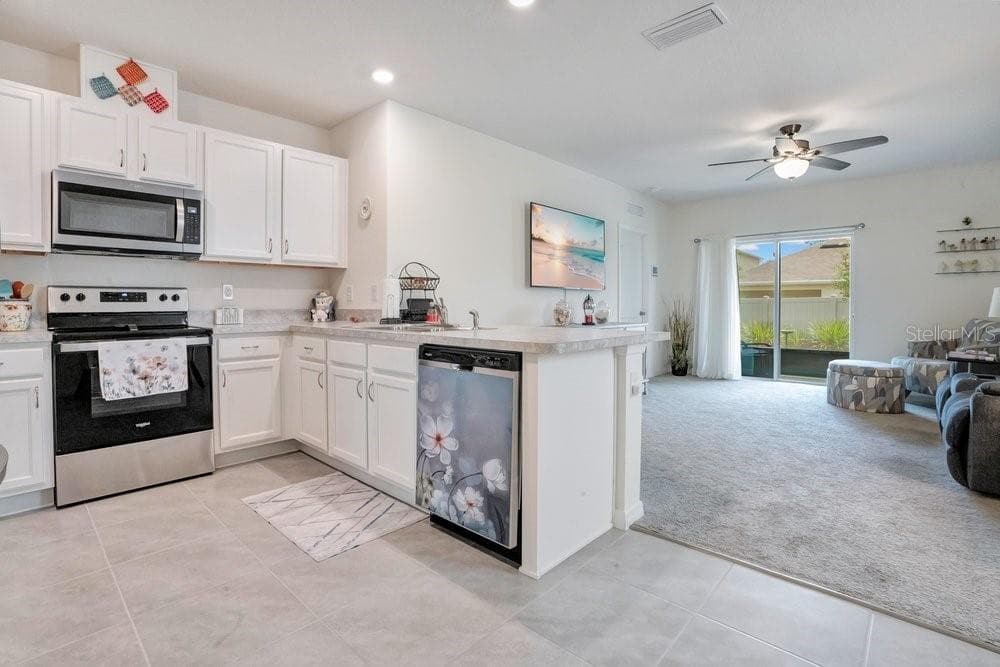 Single Family Residence at 2763 SWOOPING SPARROW DR, ST CLOUD, photo 11 of 40