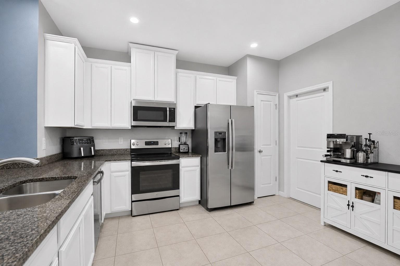 Townhouse at 2911 JACOB CROSSING LN, HOLIDAY, photo 5 of 93
