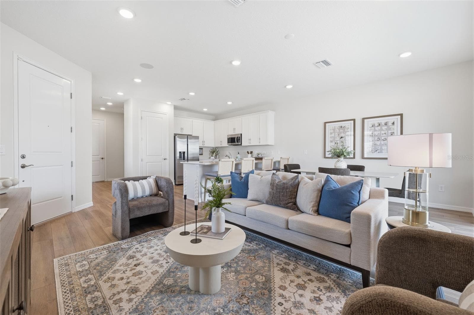 Great room - model home - 5839 ANGELA LEYLA PL, RIVERVIEW