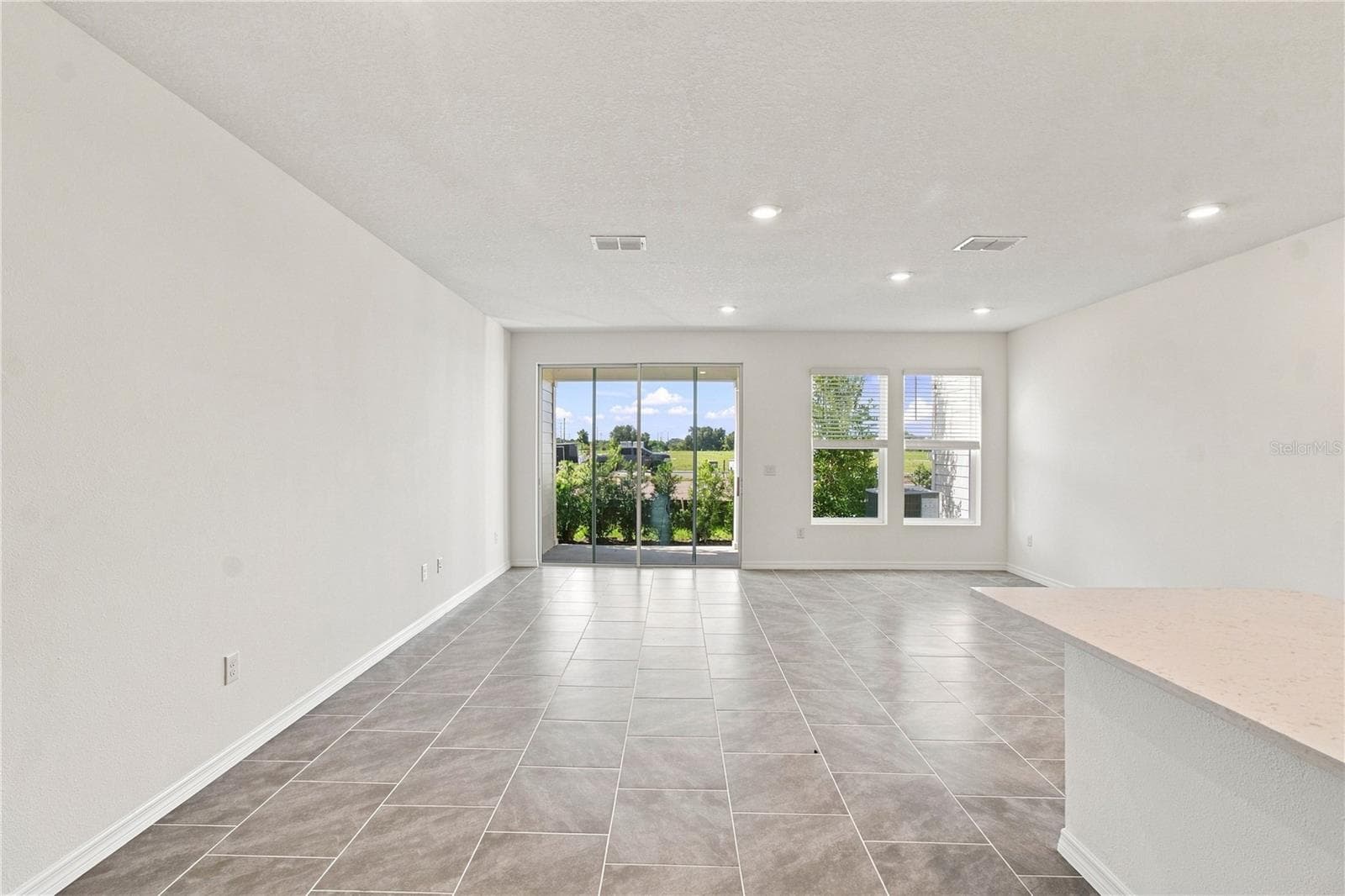 Family Room - 6355 JENSEN VIEW AVE, APOLLO BEACH