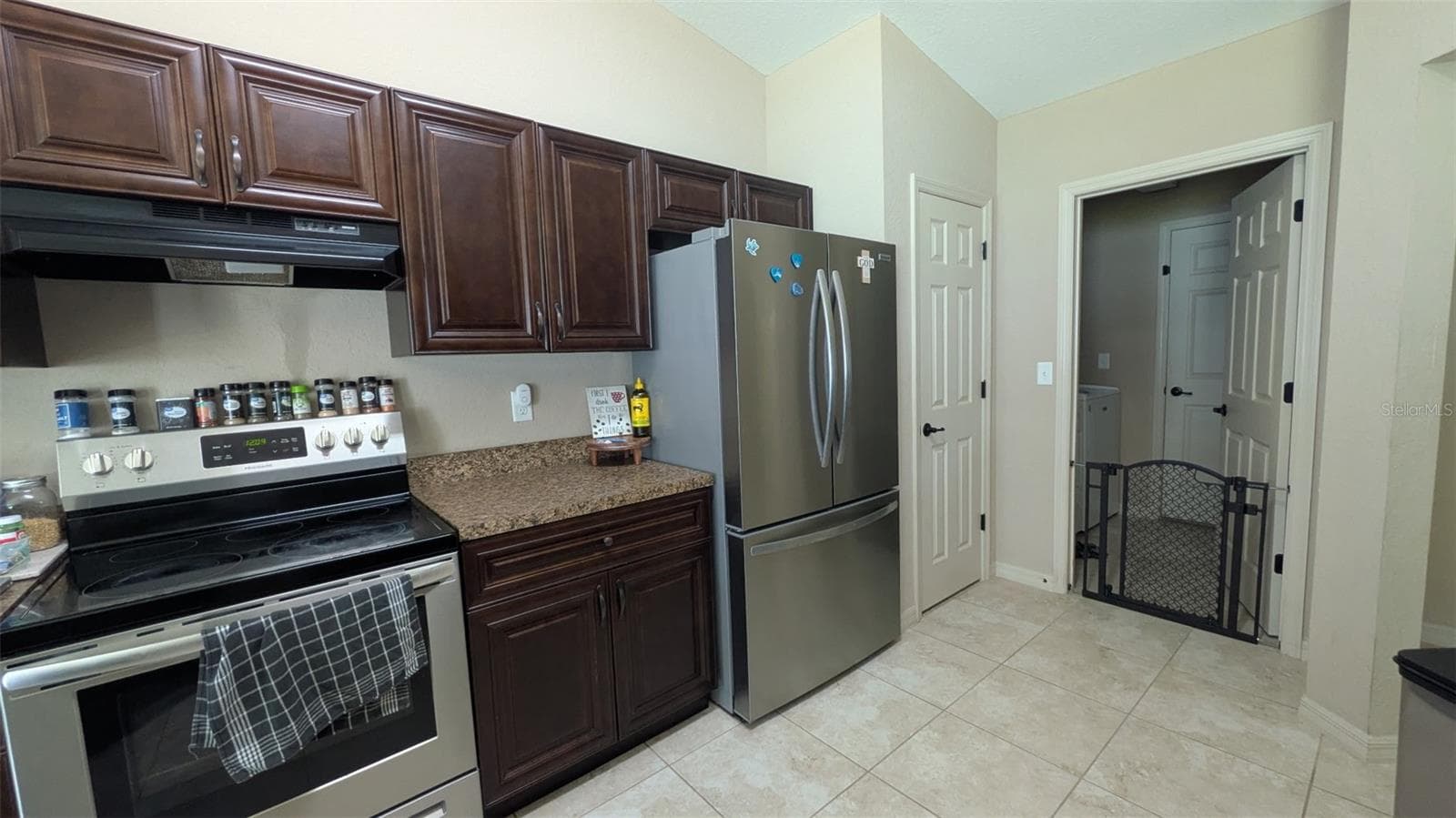 Single Family Residence at 16773 SW 18TH AVENUE RD, OCALA, photo 5 of 19