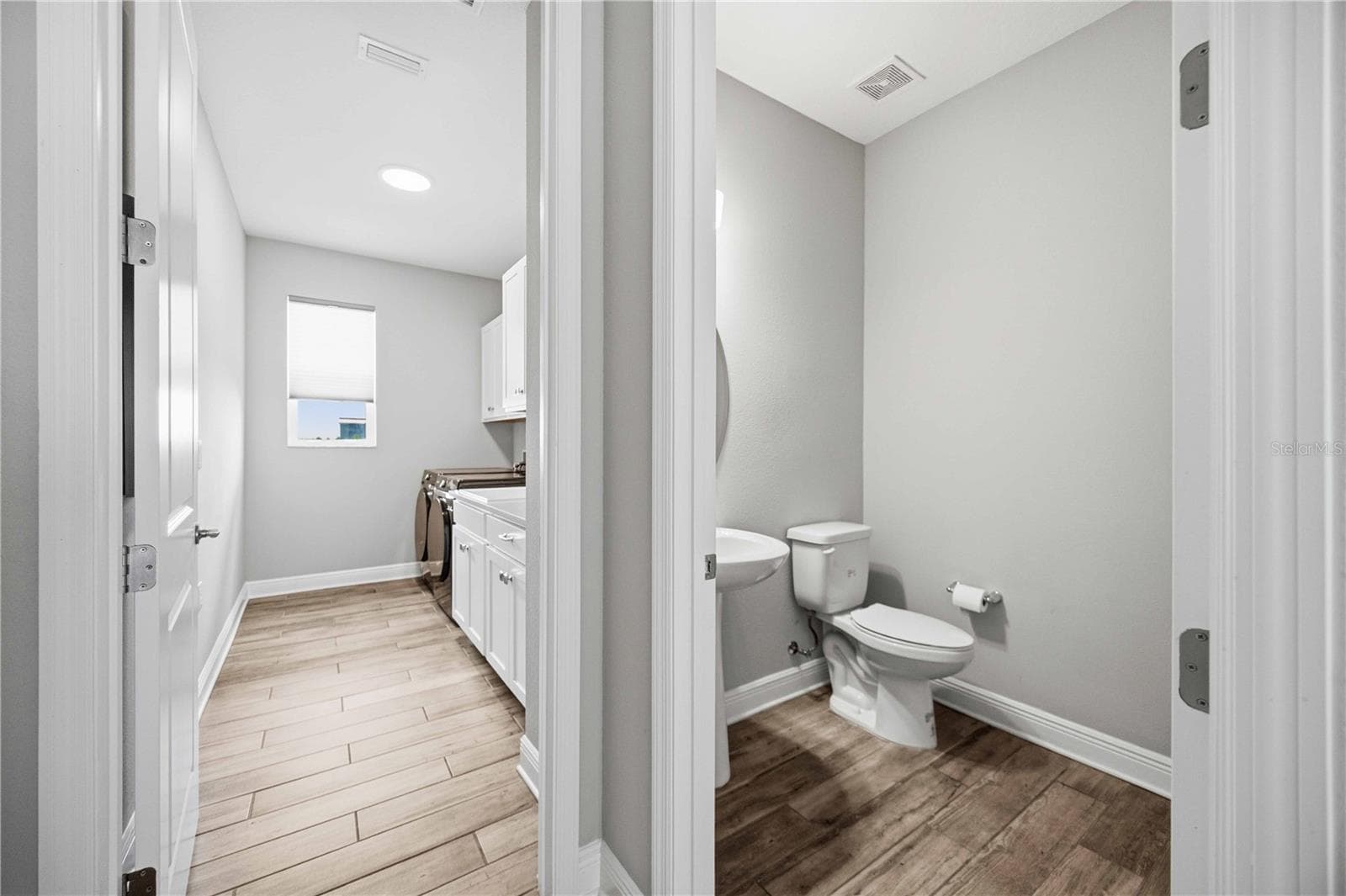 Single Family Residence at 4745 ANTRIM DR, SARASOTA, photo 12 of 39