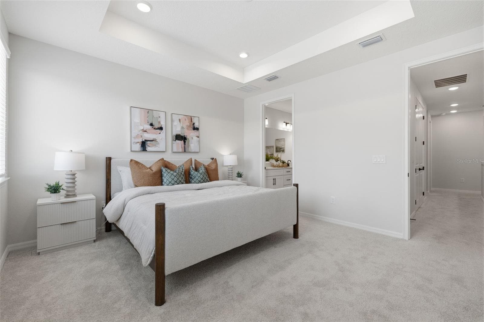 Primary bedroom - model home - 5817 ANGELA LEYLA PL, RIVERVIEW