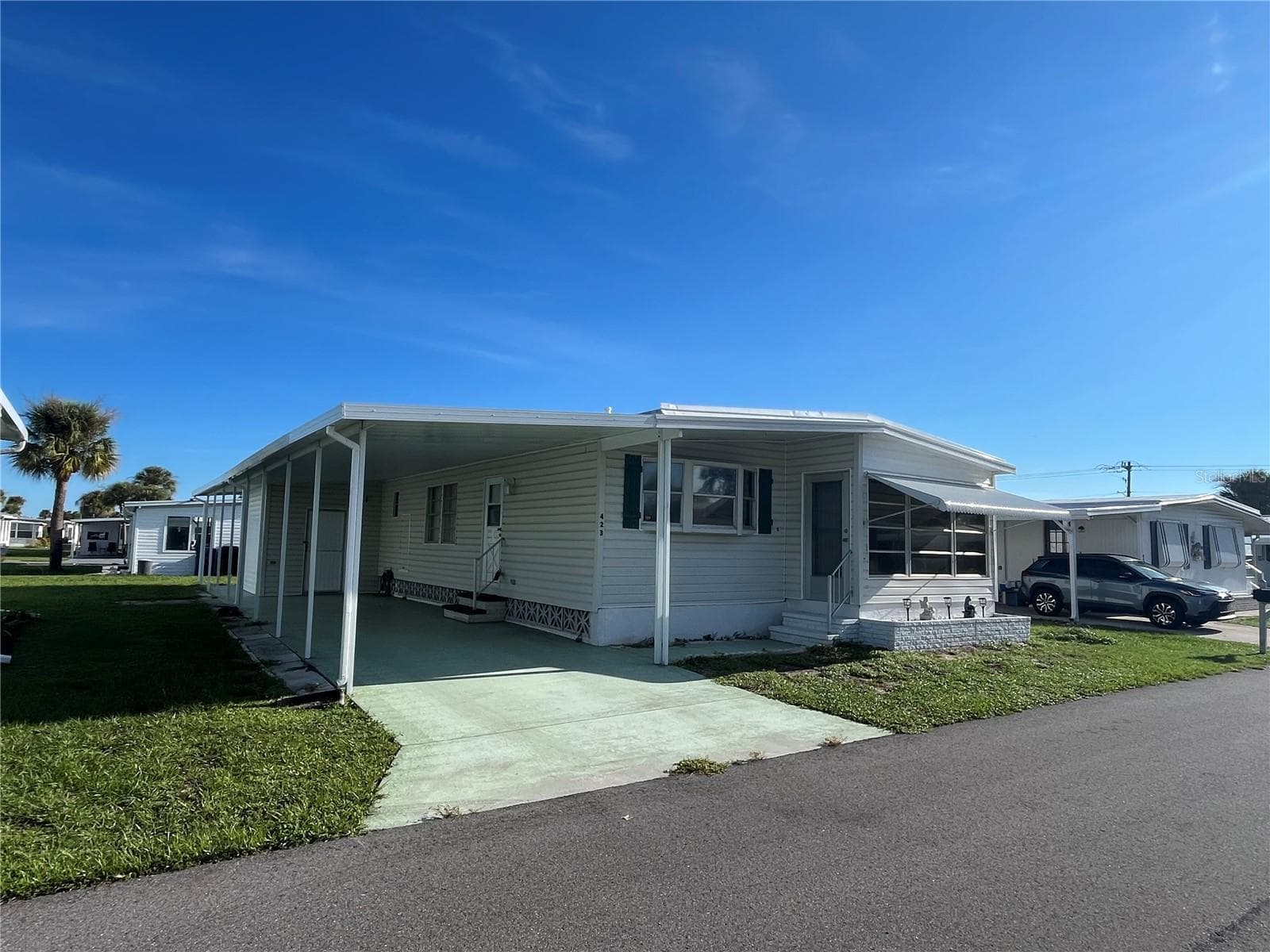 423 CERVINA DR