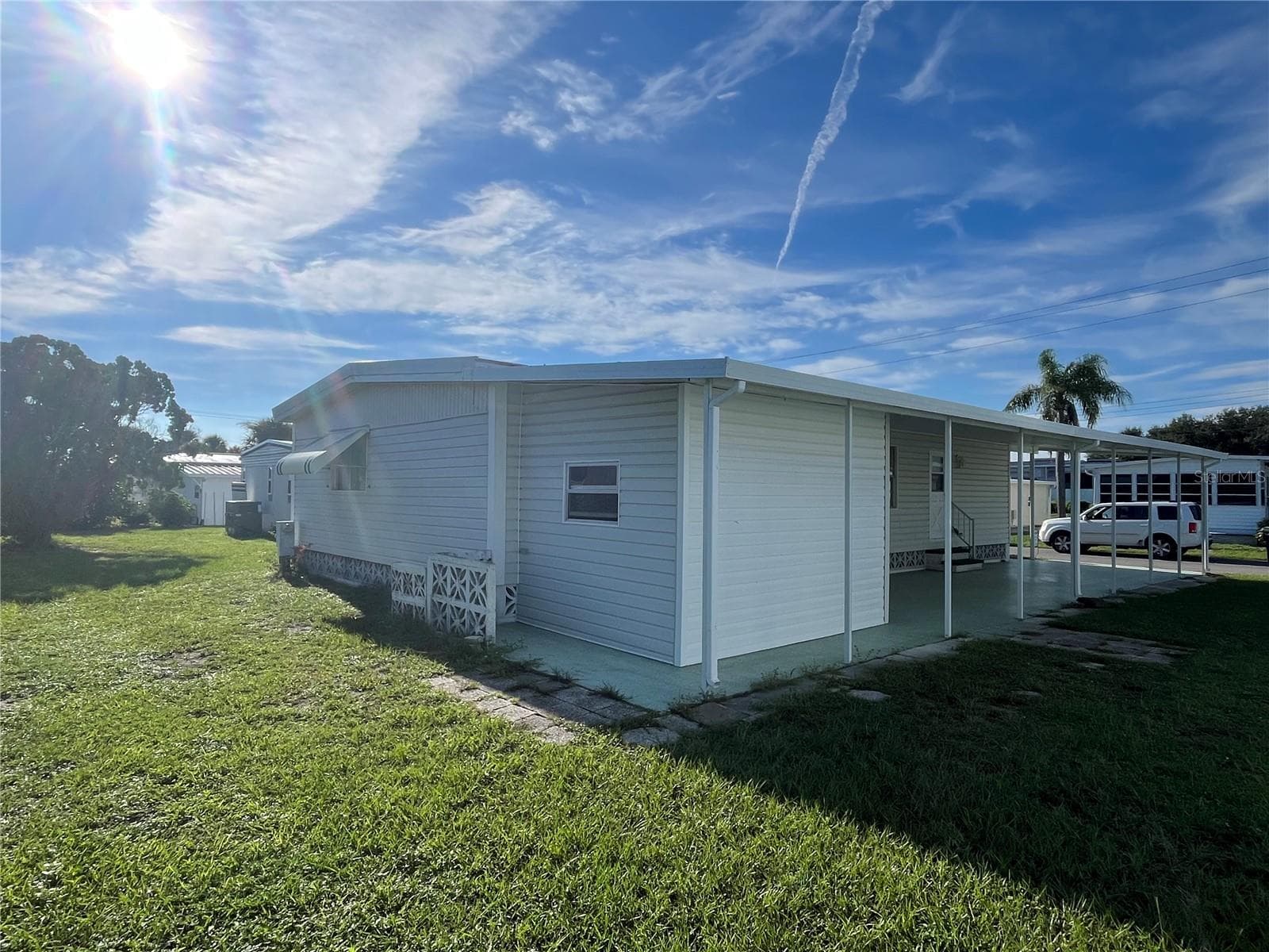 Manufactured Home at 423 CERVINA DR, VENICE, photo 4 of 38