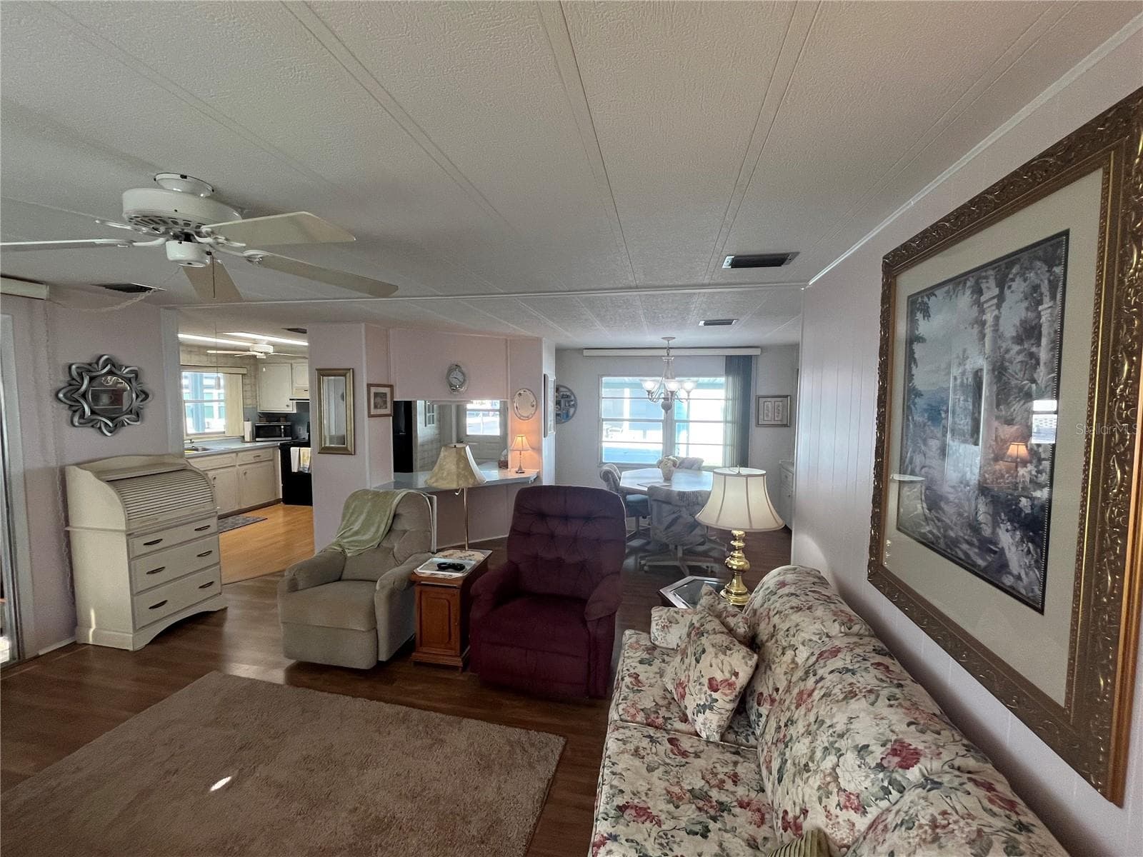 Manufactured Home at 423 CERVINA DR, VENICE, photo 9 of 38