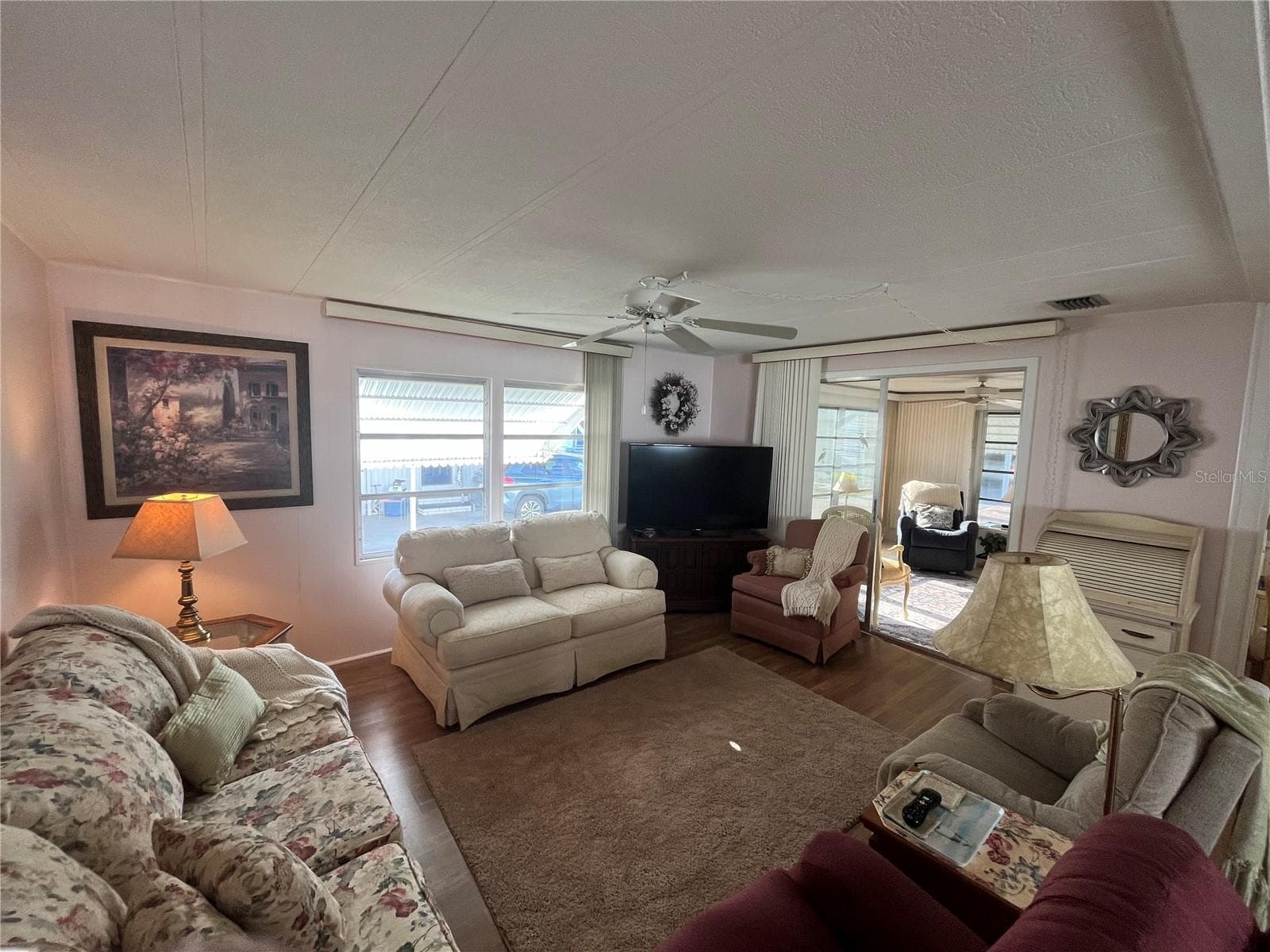 Manufactured Home at 423 CERVINA DR, VENICE, photo 10 of 38