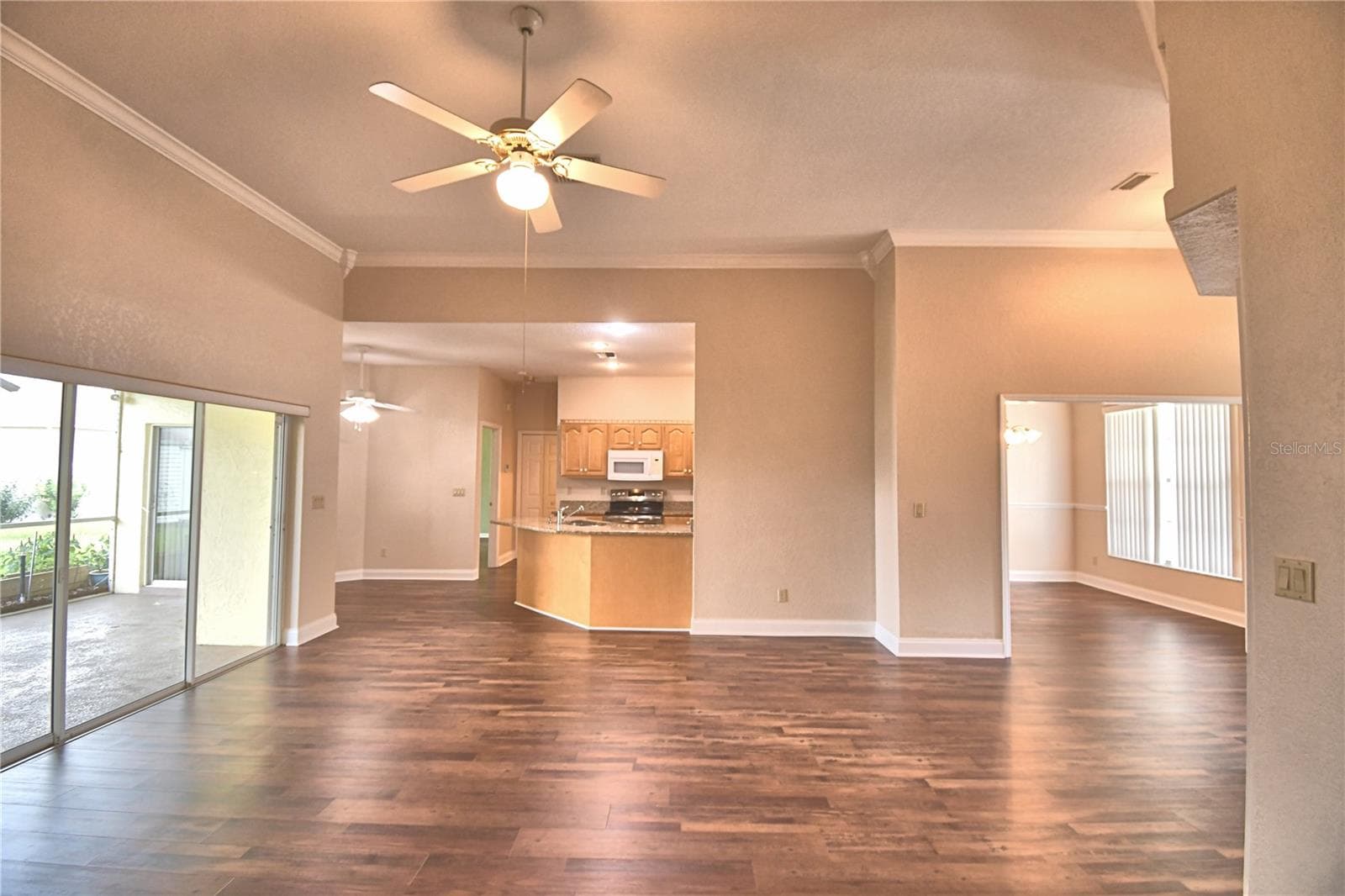 Single Family Residence at 754 SANTA MARIA DR, WINTER HAVEN, photo 10 of 52