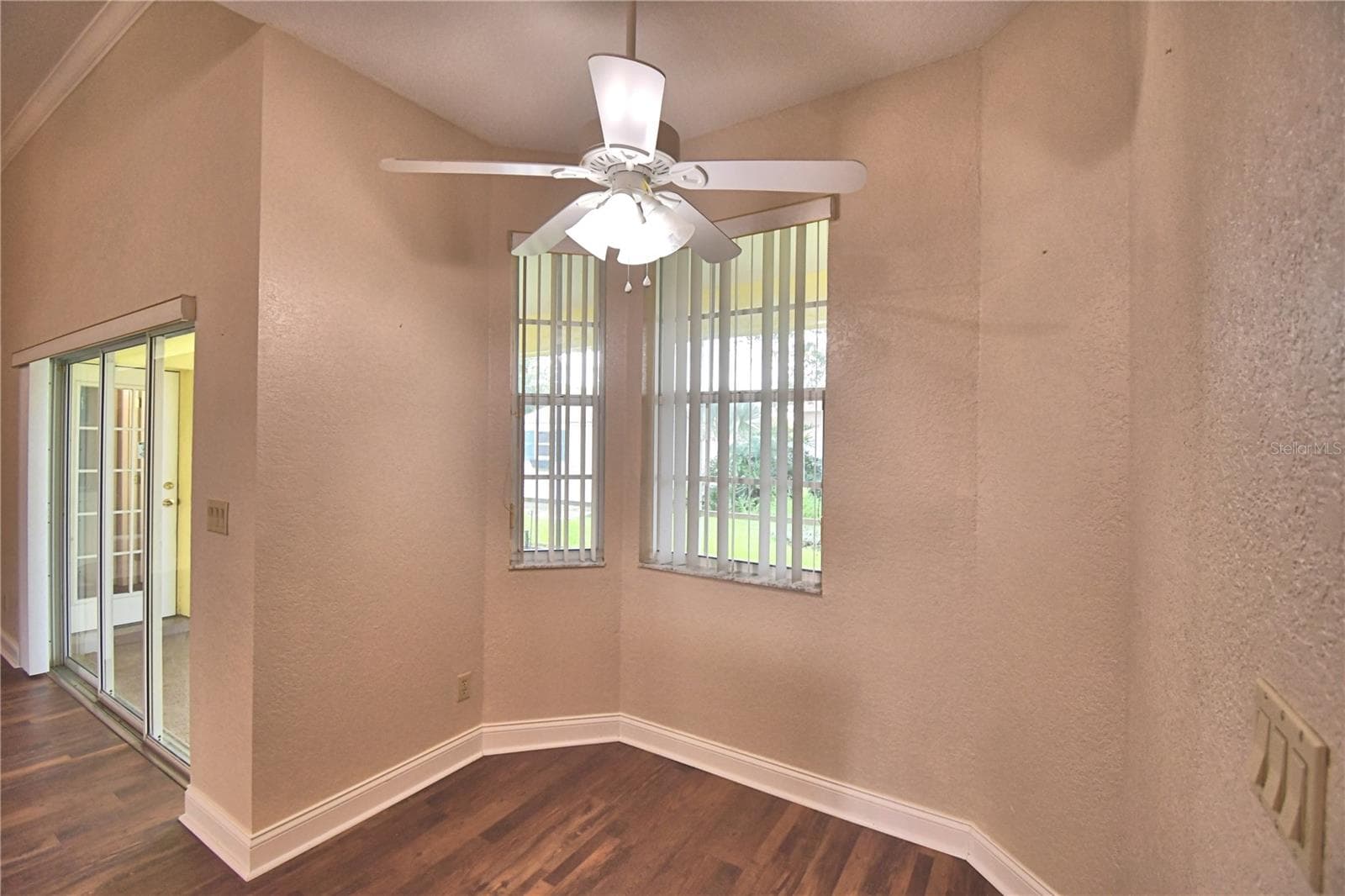 Single Family Residence at 754 SANTA MARIA DR, WINTER HAVEN, photo 17 of 52
