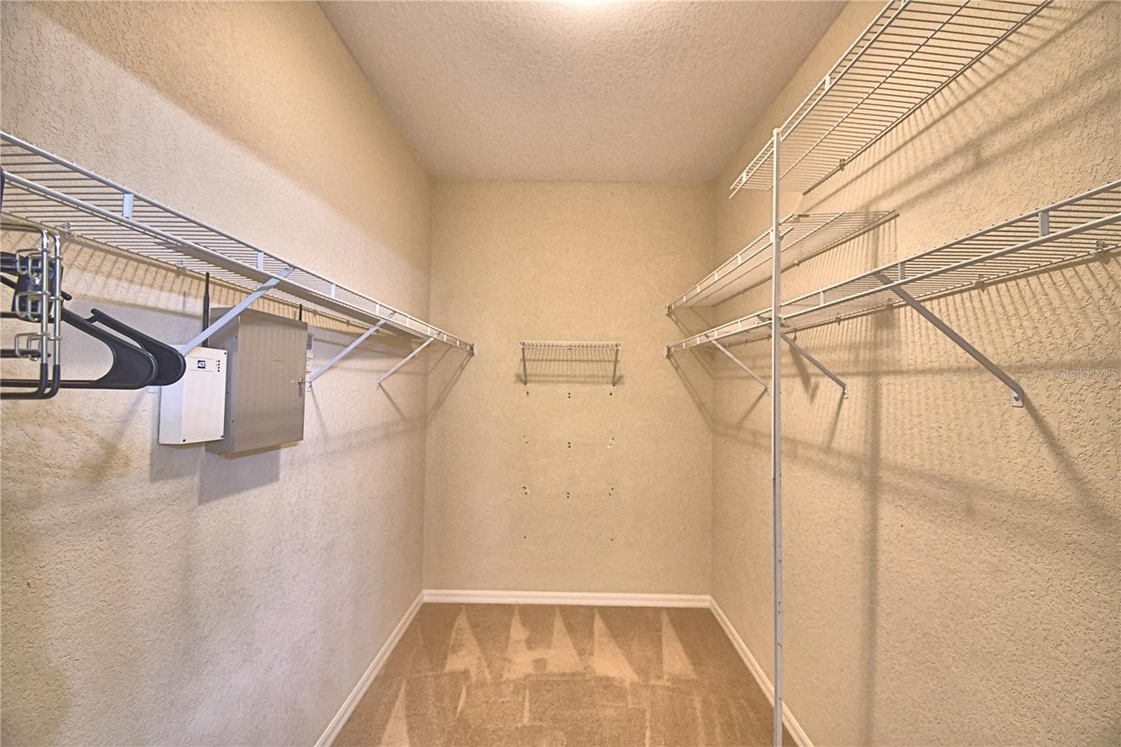 Single Family Residence at 754 SANTA MARIA DR, WINTER HAVEN, photo 24 of 52