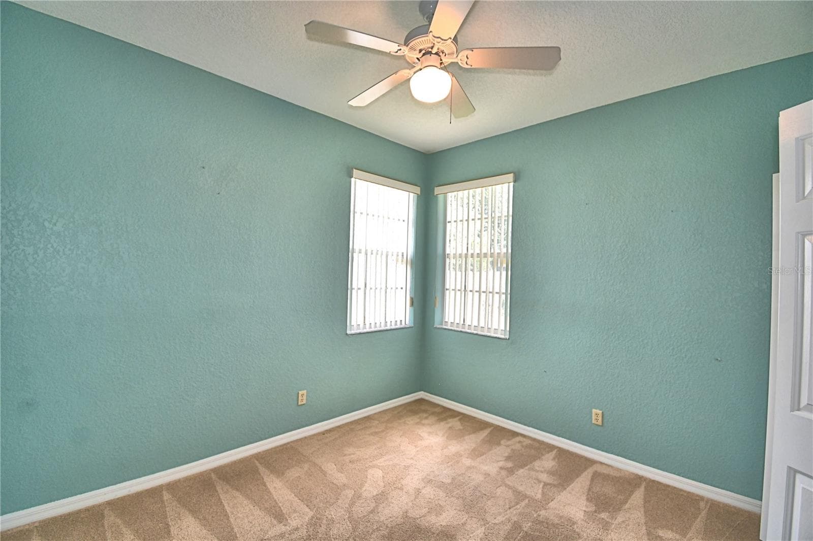 Single Family Residence at 754 SANTA MARIA DR, WINTER HAVEN, photo 33 of 52