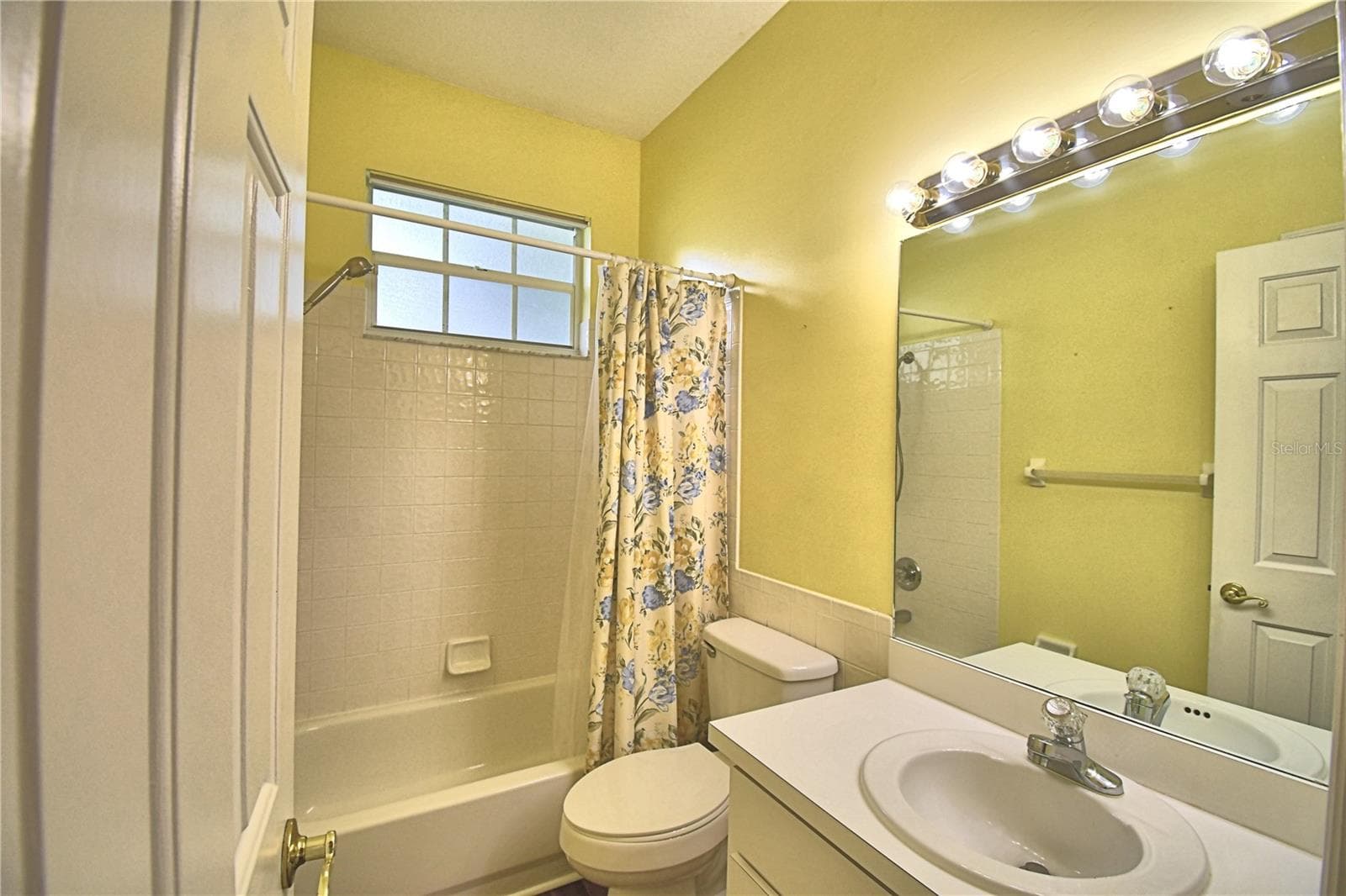 Single Family Residence at 754 SANTA MARIA DR, WINTER HAVEN, photo 35 of 52