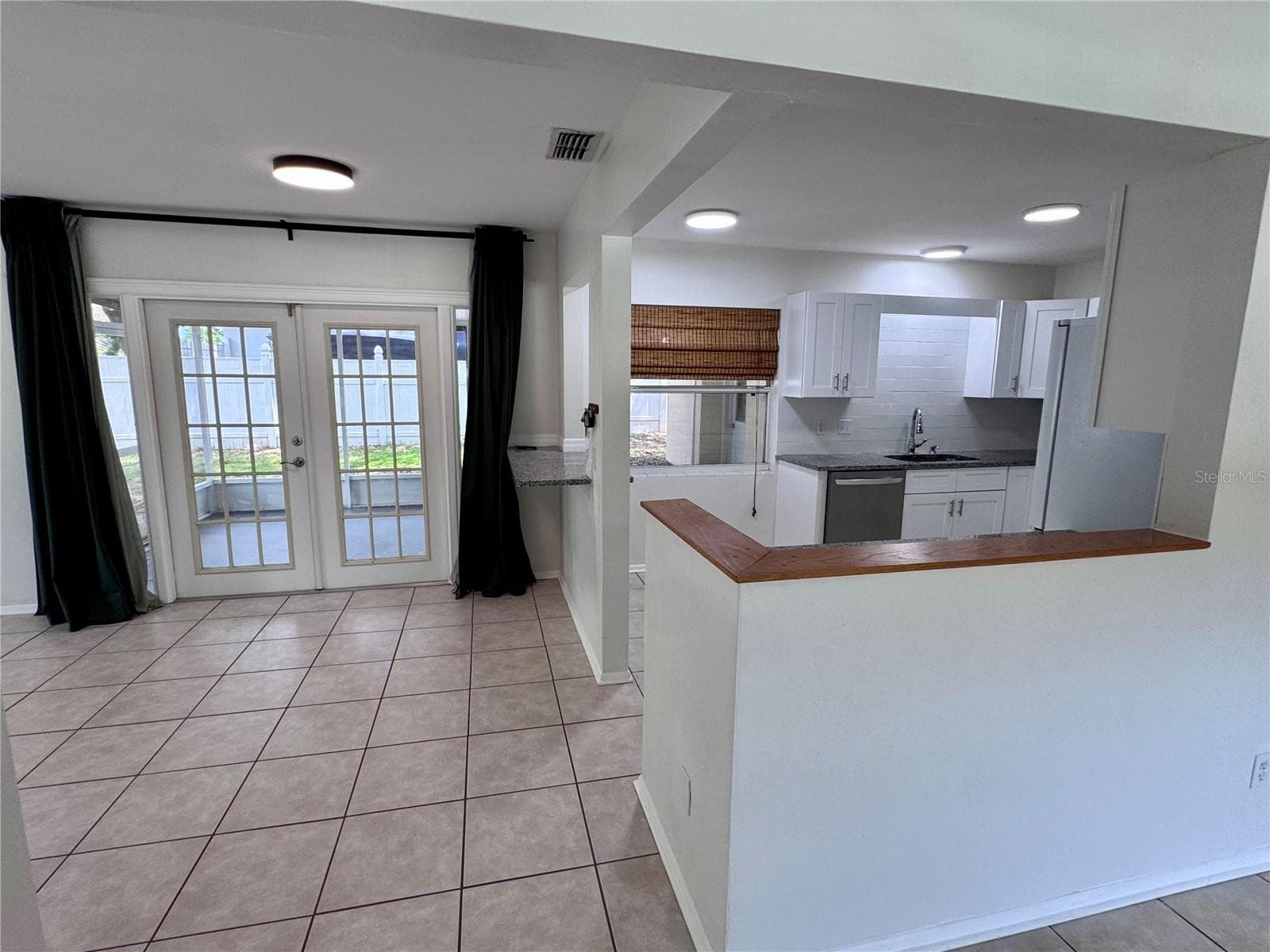 Single Family Residence at 1709 EATON DR NE, CLEARWATER, photo 6 of 33