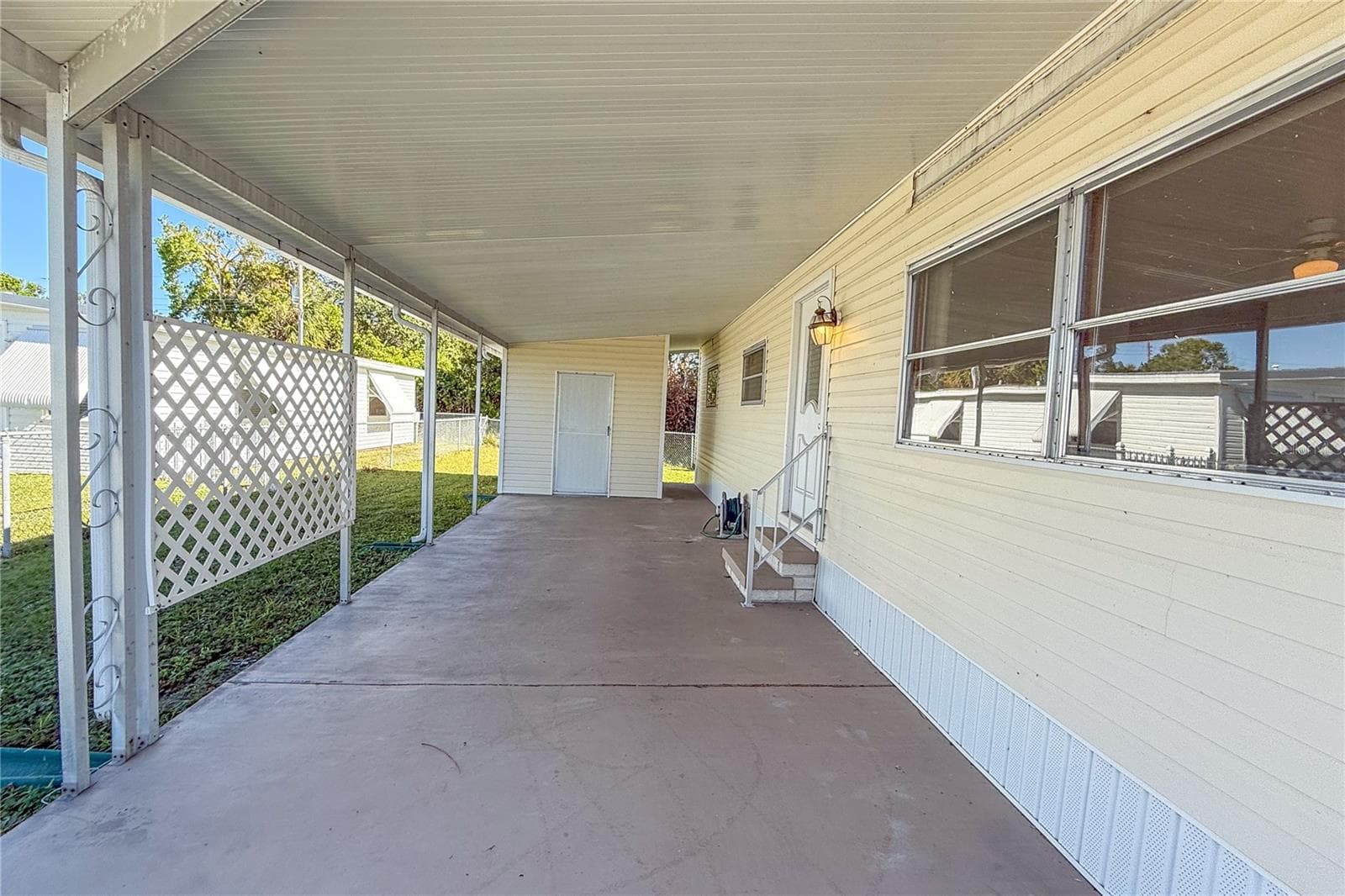 Mobile Home at 6609 NEW JERSEY ST, BRADENTON, photo 11 of 55