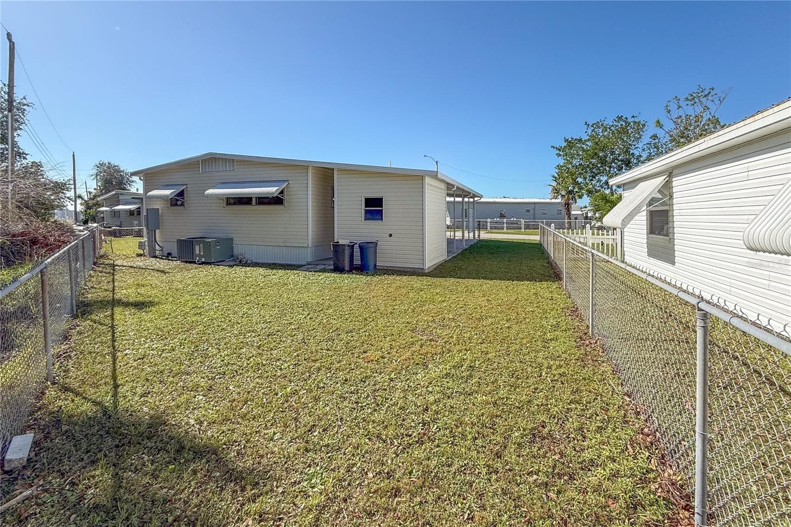 Mobile Home at 6609 NEW JERSEY ST, BRADENTON, photo 16 of 55