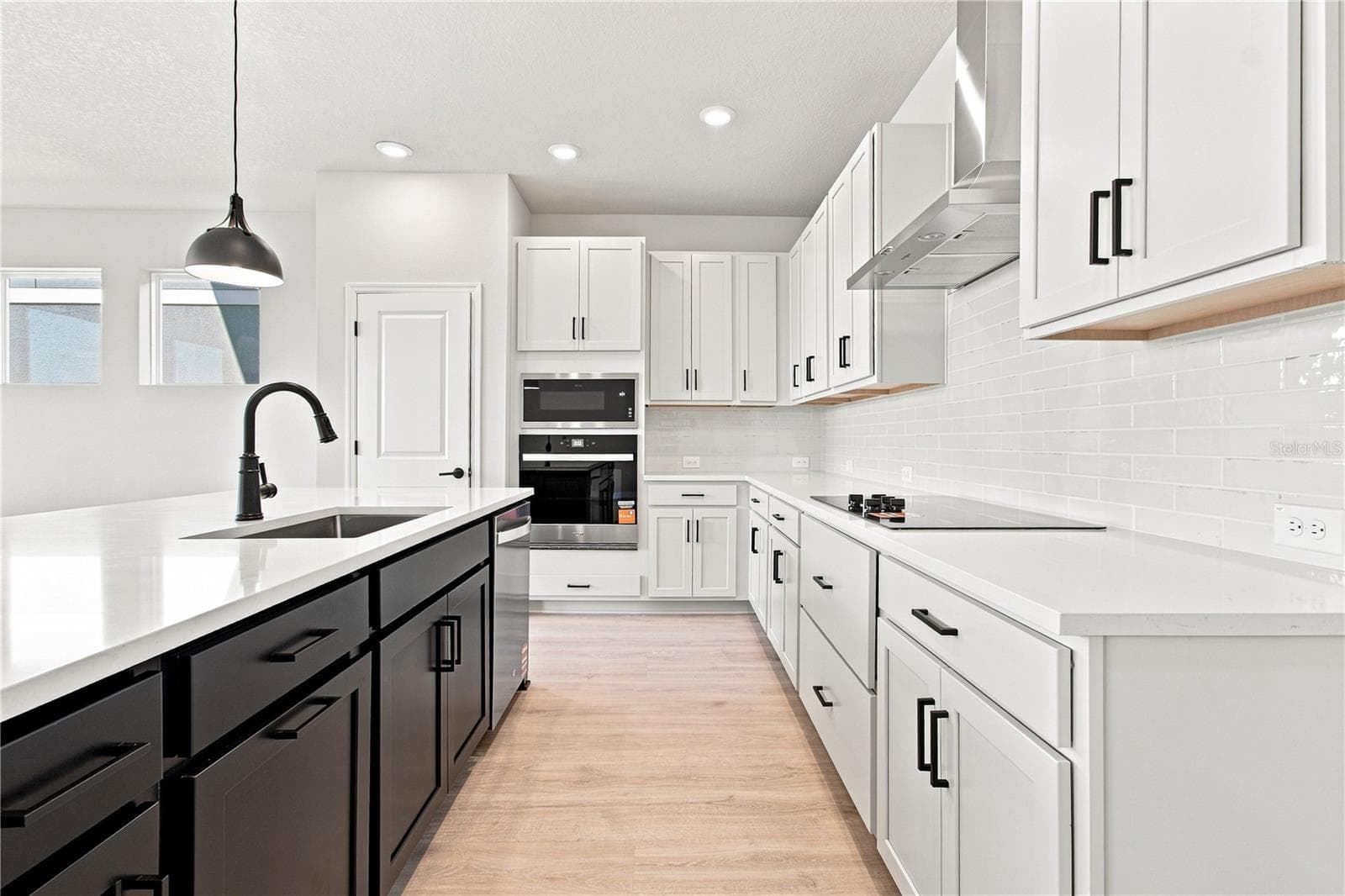 Kitchen - 3395 YELLOW CASSIA DR, WESLEY CHAPEL