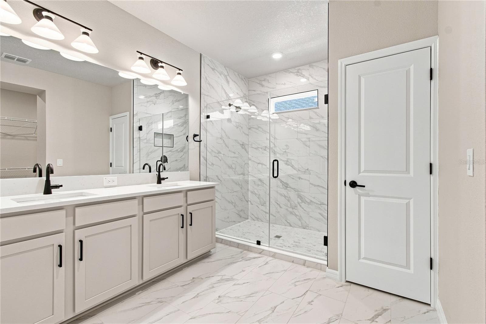 Owner's Bath - 3395 YELLOW CASSIA DR, WESLEY CHAPEL