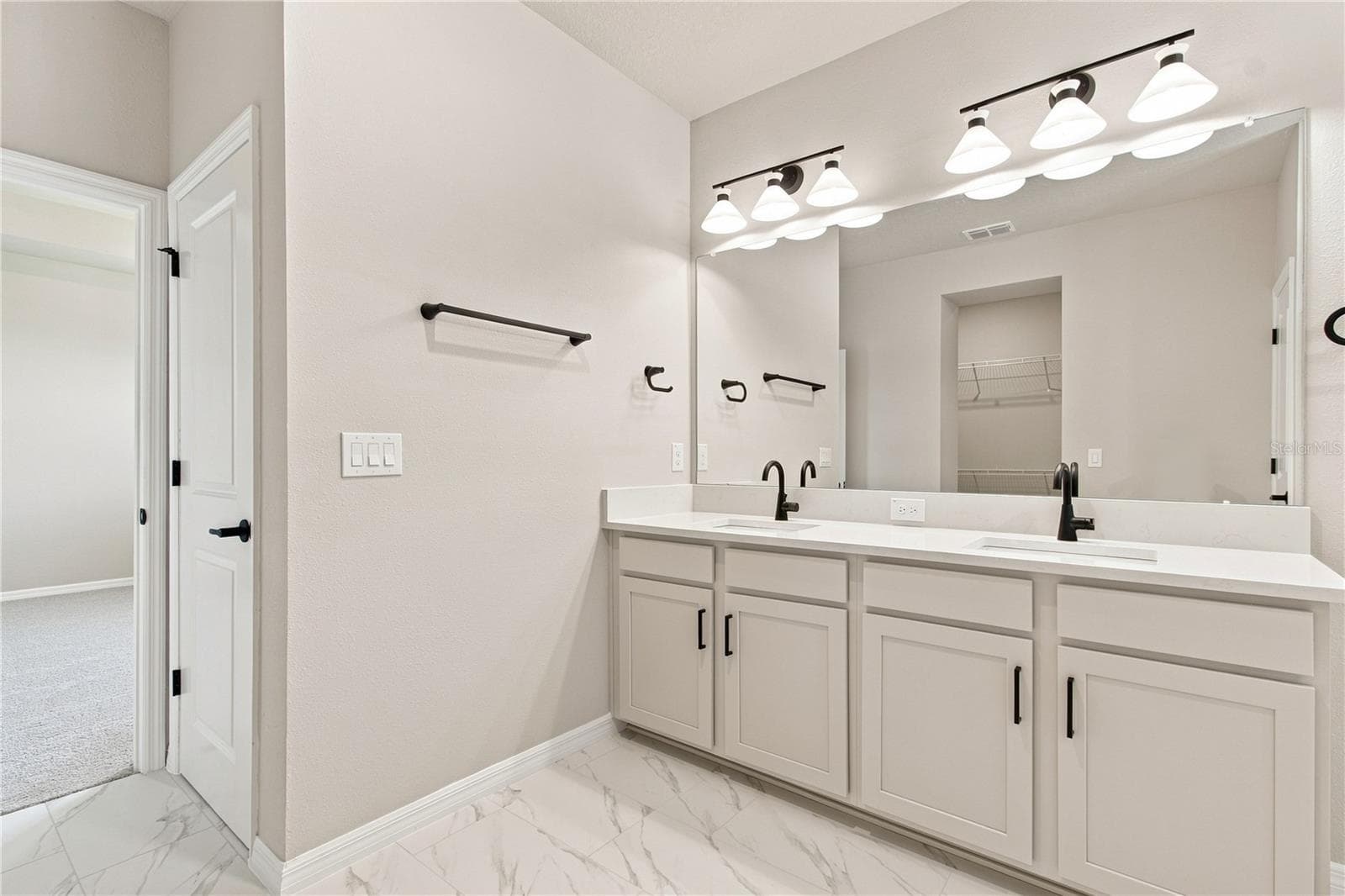 Owner's Bath - 3395 YELLOW CASSIA DR, WESLEY CHAPEL