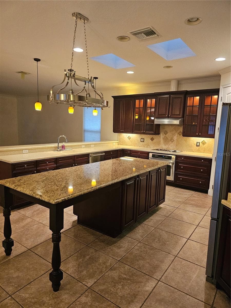 Single Family Residence at 33116 IRONGATE DR, LEESBURG, photo 26 of 95