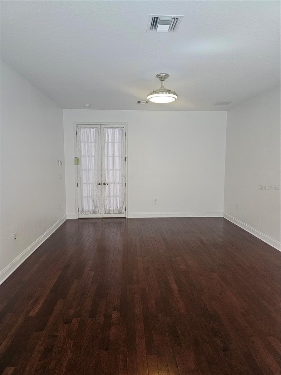 Single Family Residence at 33116 IRONGATE DR, LEESBURG, photo 55 of 95