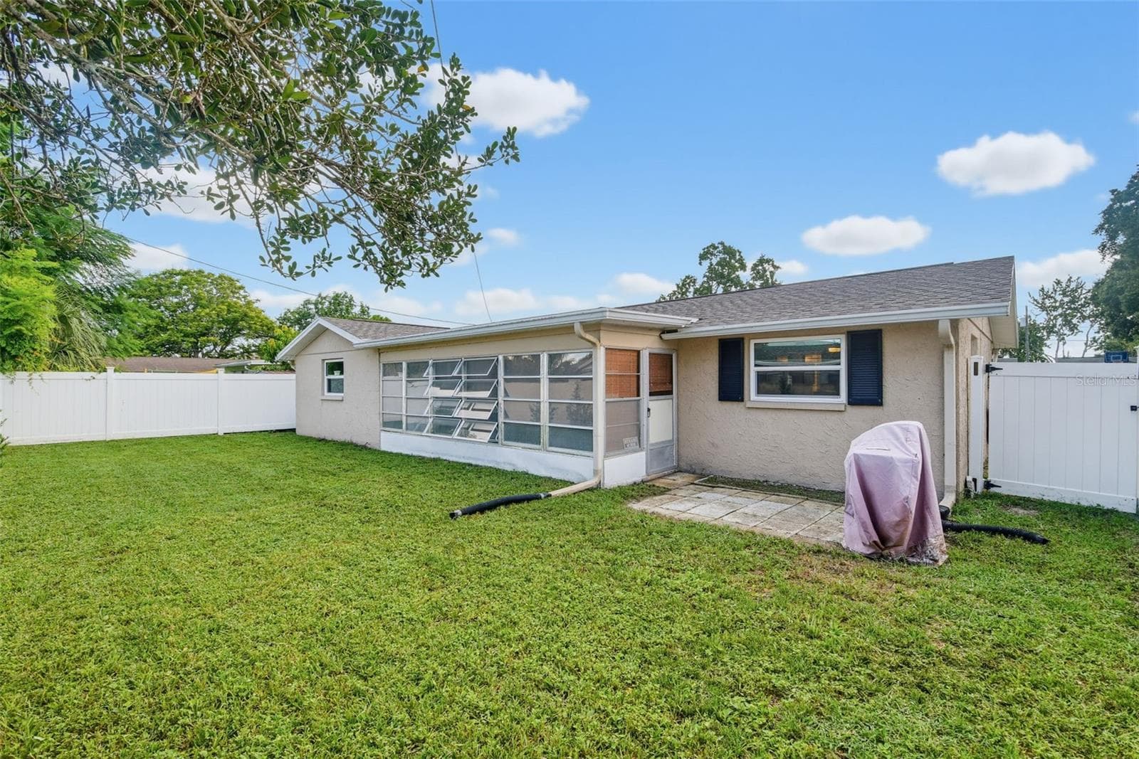 Lovely Fenced Rear Yard - 10831 MAPLEWOOD AVE, PORT RICHEY