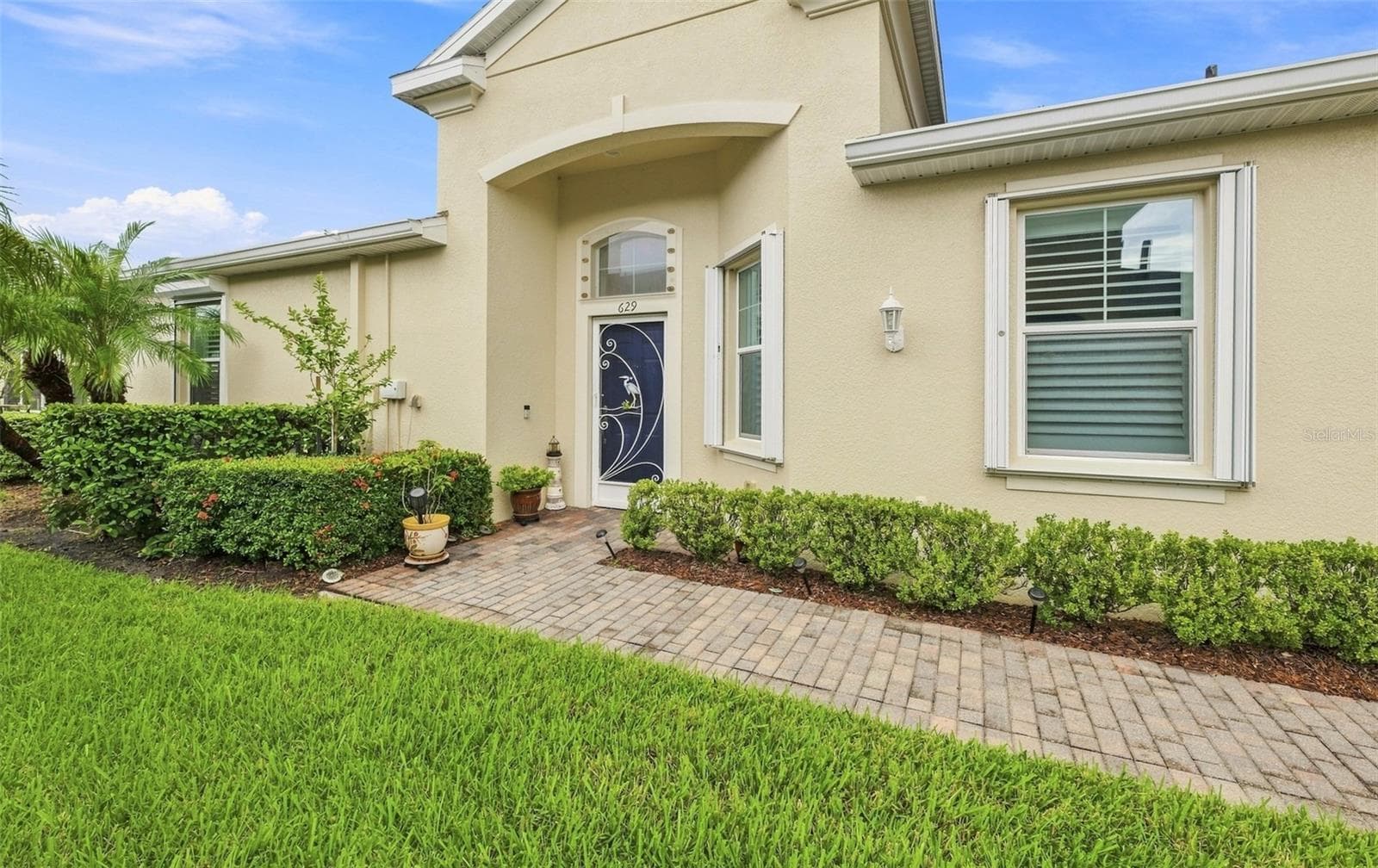 Villa at 629 CHIPPER DR, SUN CITY CENTER, photo 6 of 36
