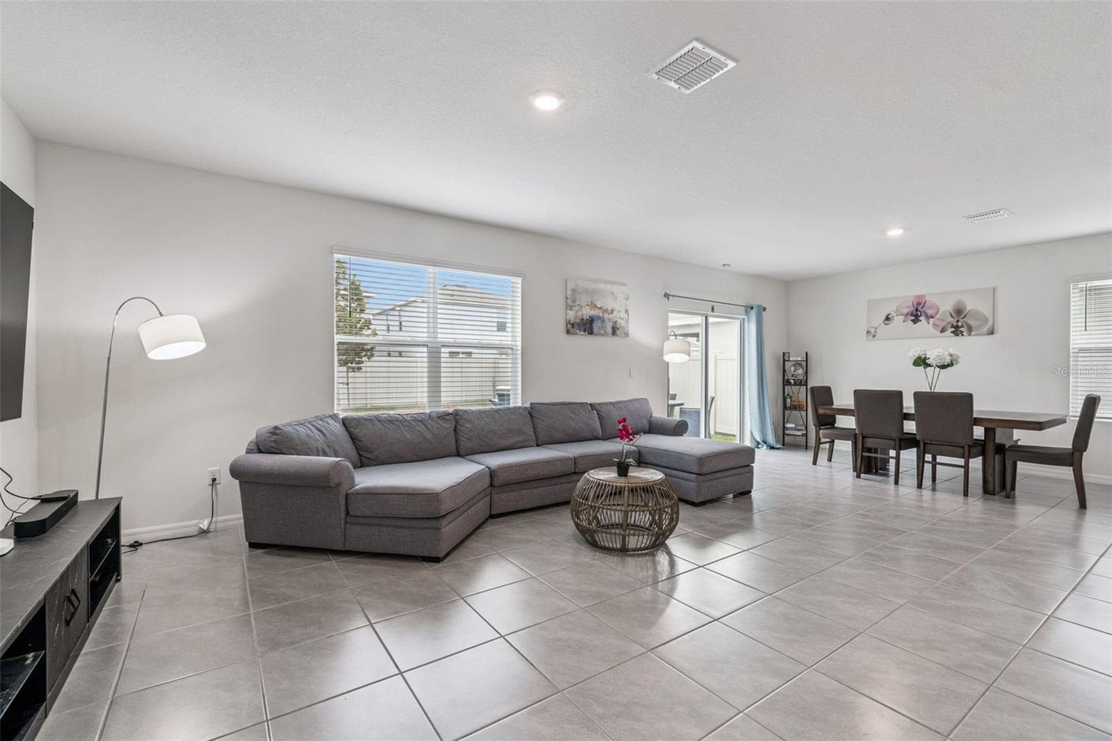 Single Family Residence at 5667 CHORLEYWOOD LN, WESLEY CHAPEL, photo 15 of 96