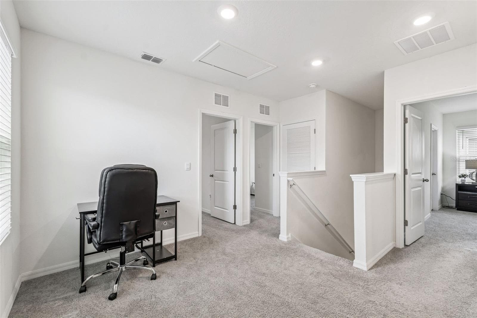 Single Family Residence at 5667 CHORLEYWOOD LN, WESLEY CHAPEL, photo 27 of 96