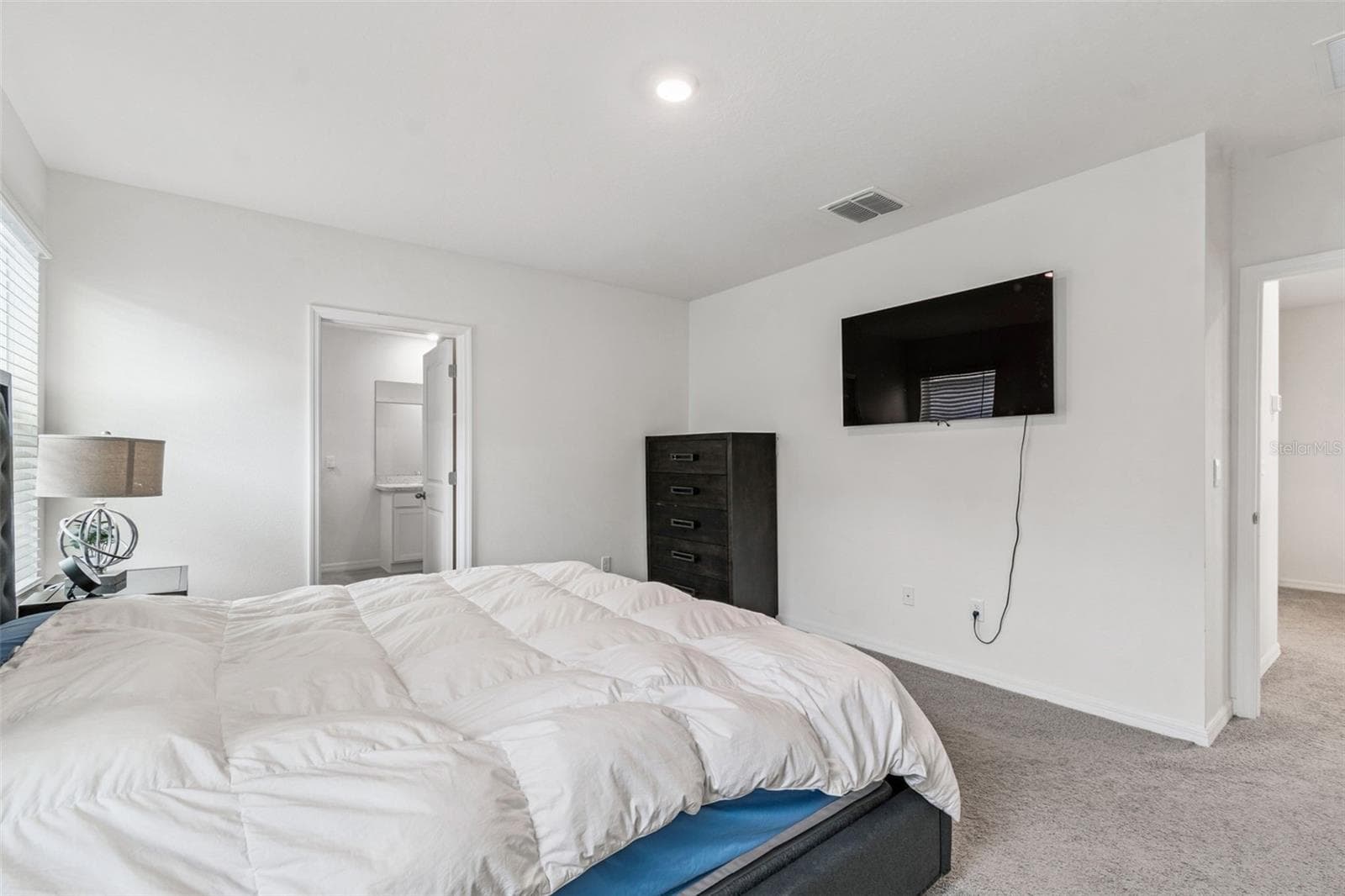 Single Family Residence at 5667 CHORLEYWOOD LN, WESLEY CHAPEL, photo 32 of 96