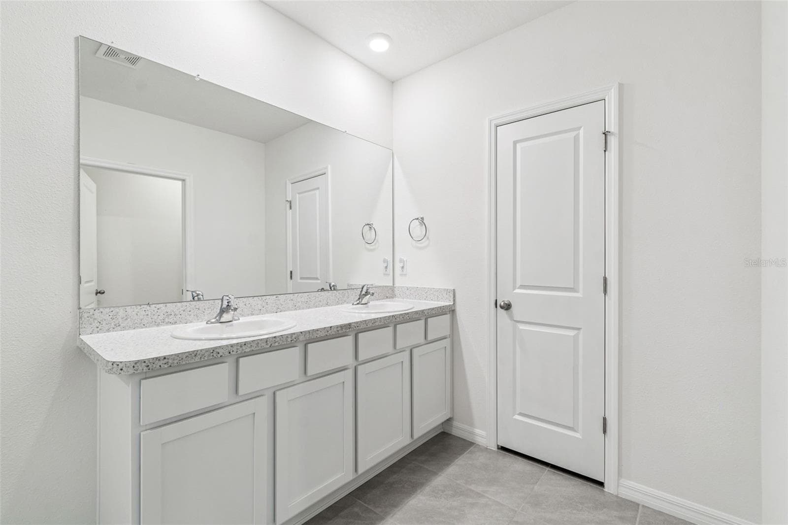Single Family Residence at 5667 CHORLEYWOOD LN, WESLEY CHAPEL, photo 52 of 96