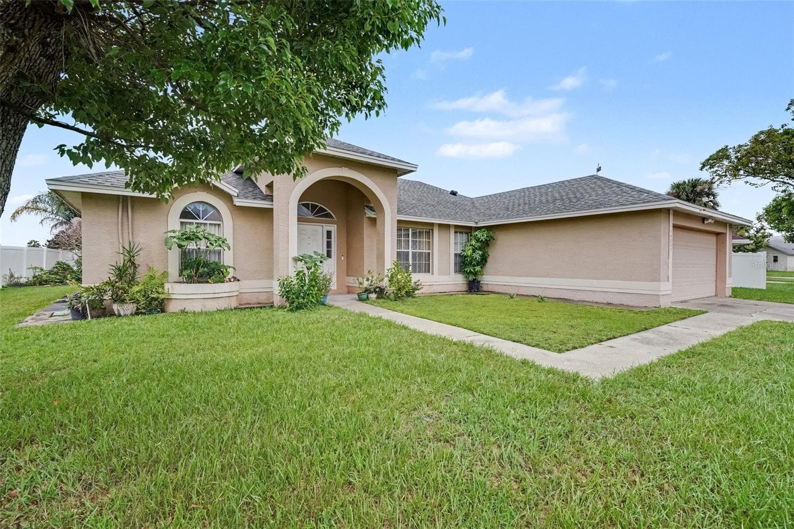 14807 DAY LILY CT