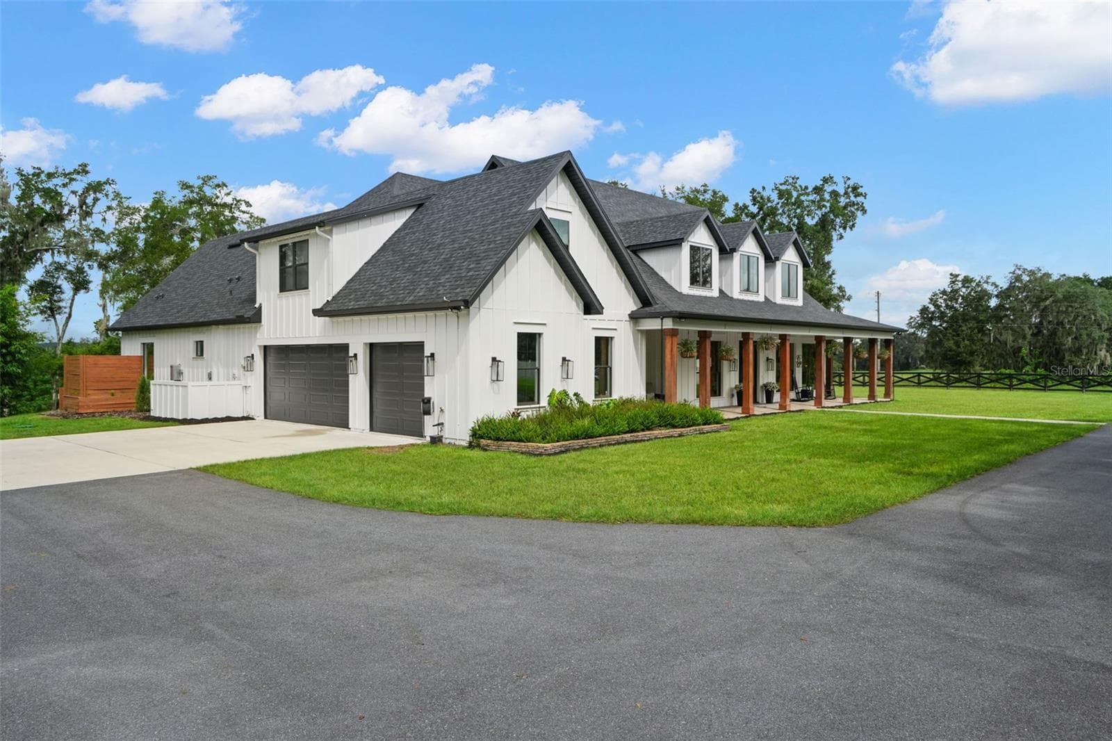 Single Family Residence at 27390 CHURCH RD, BROOKSVILLE, photo 82 of 96